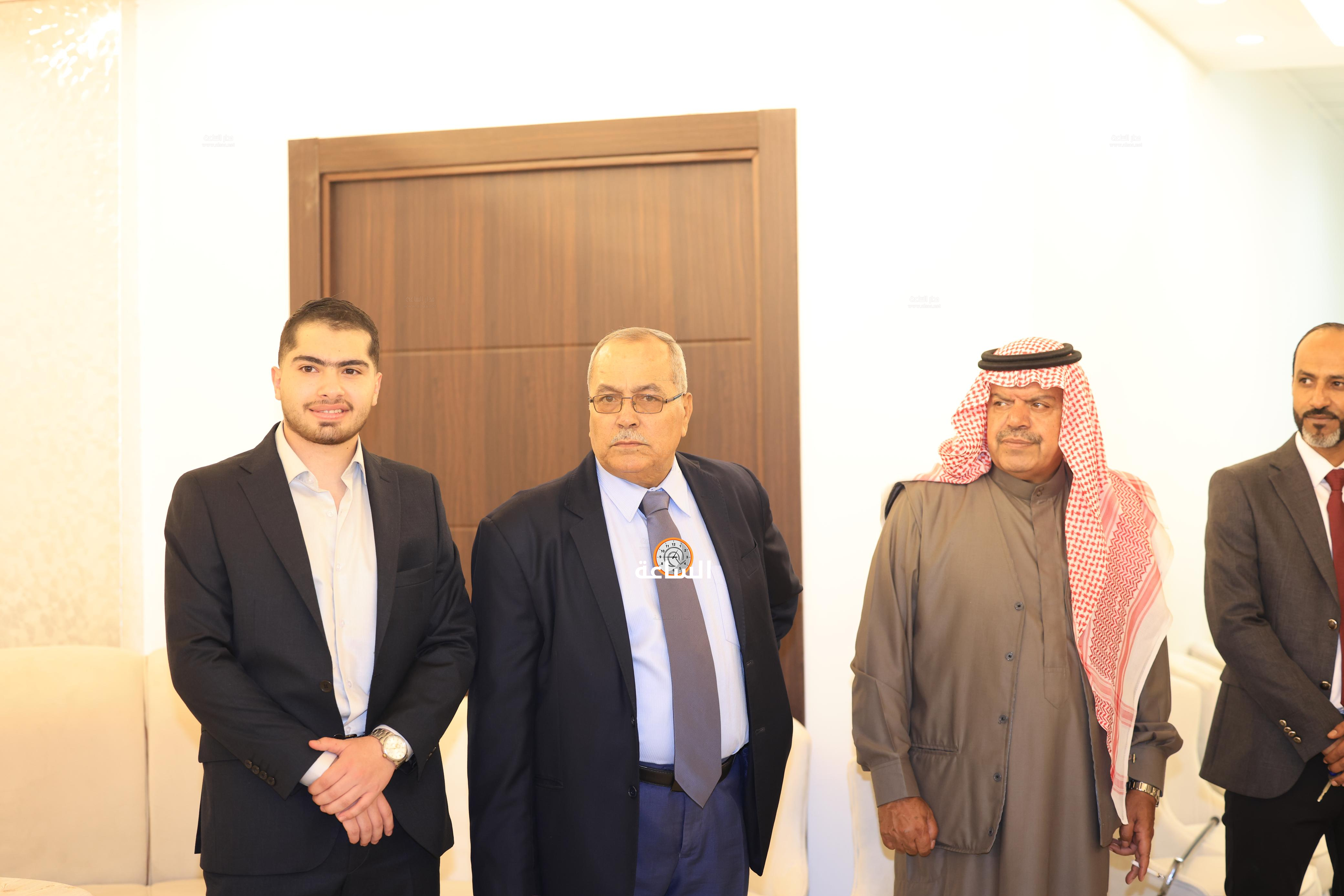 Madar Al-Saa Images 0.4006129591822024