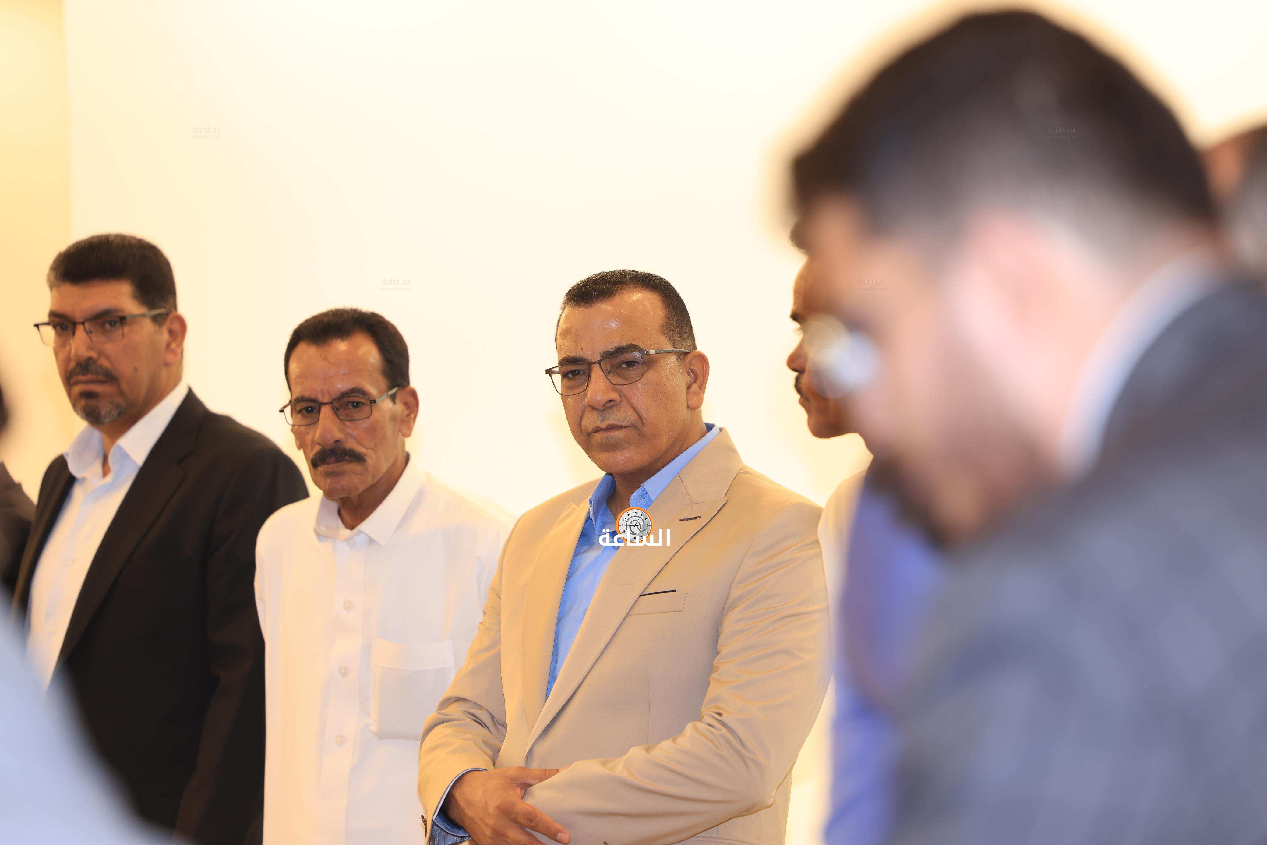 Madar Al-Saa Images 0.2659139566078276