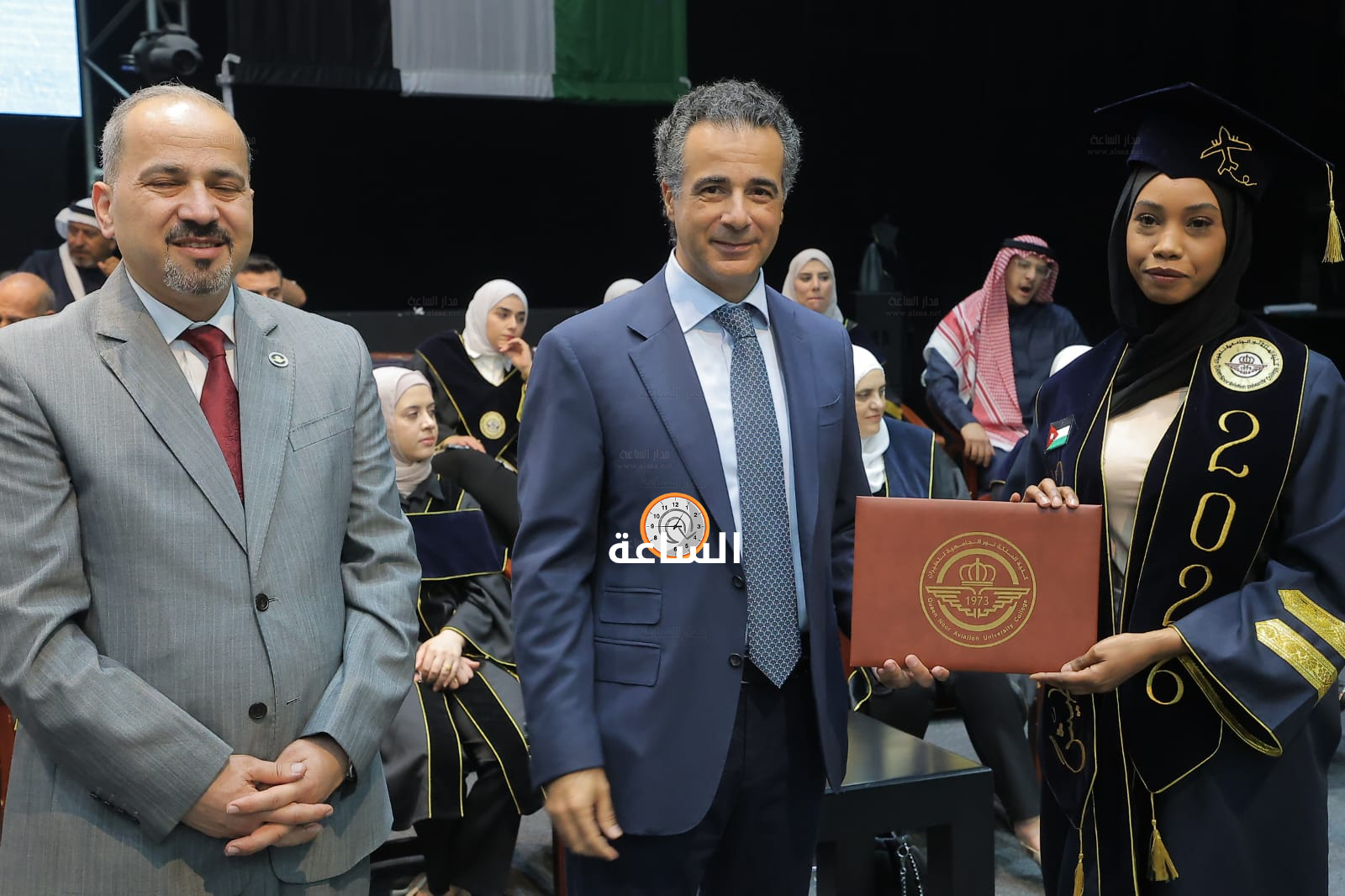 Madar Al-Saa Images 0.8104400529364421