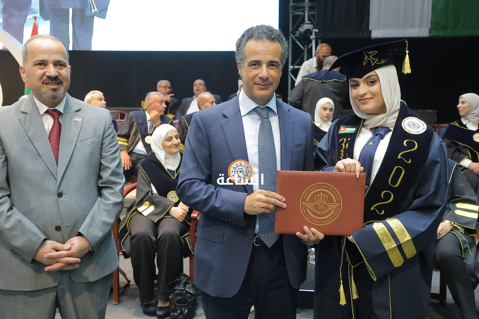 Madar Al-Saa Images 0.7984575251160044