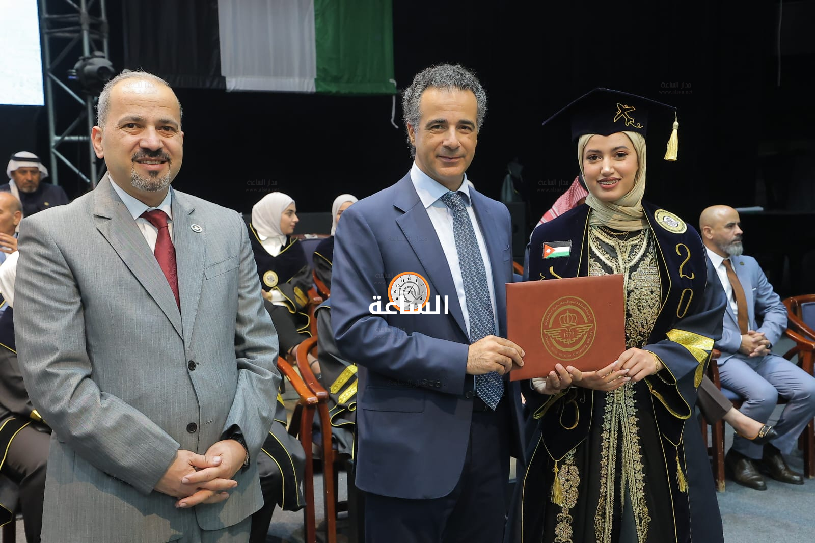 Madar Al-Saa Images 0.9790987275854314