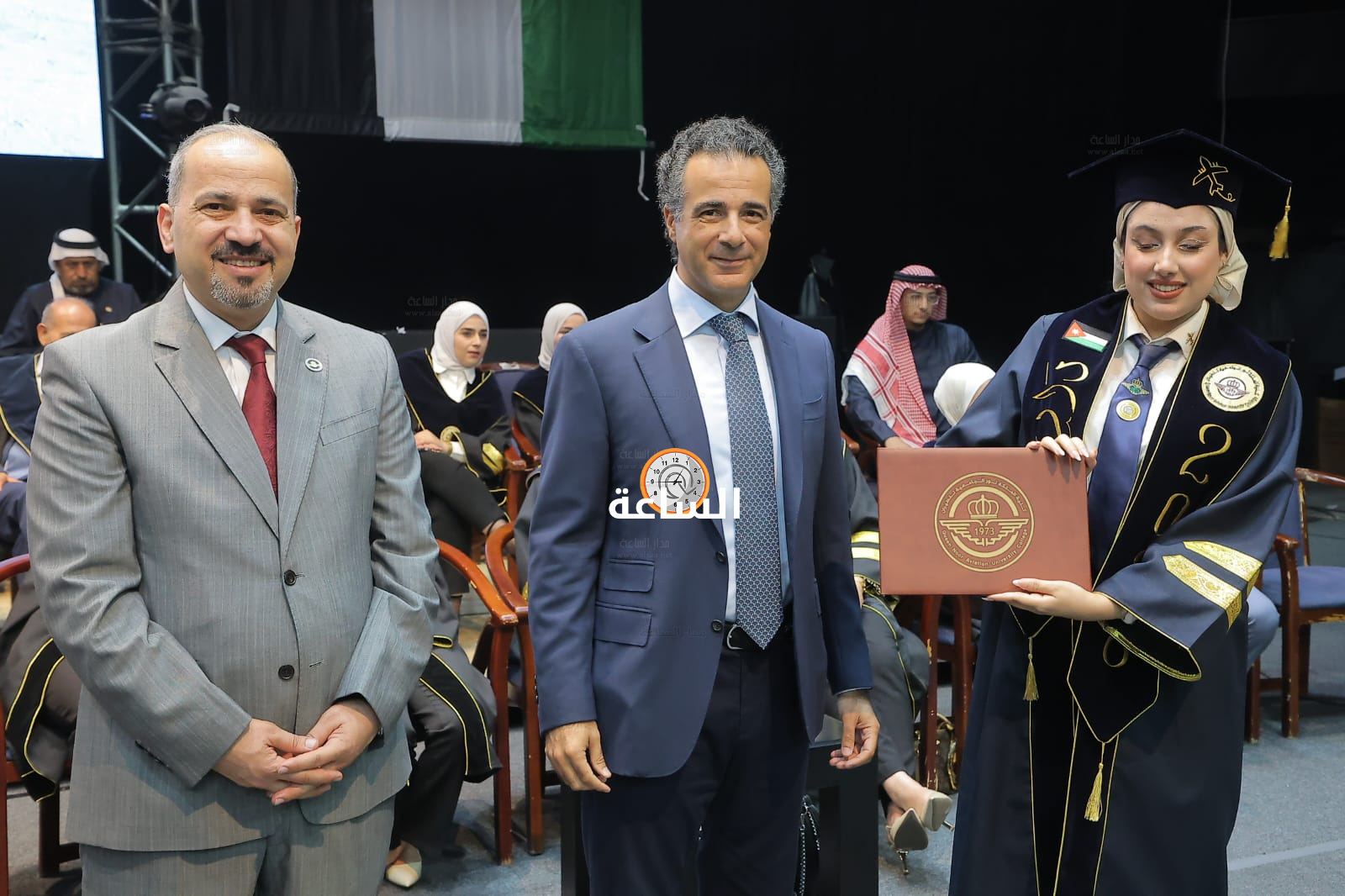 Madar Al-Saa Images 0.6155689171272404