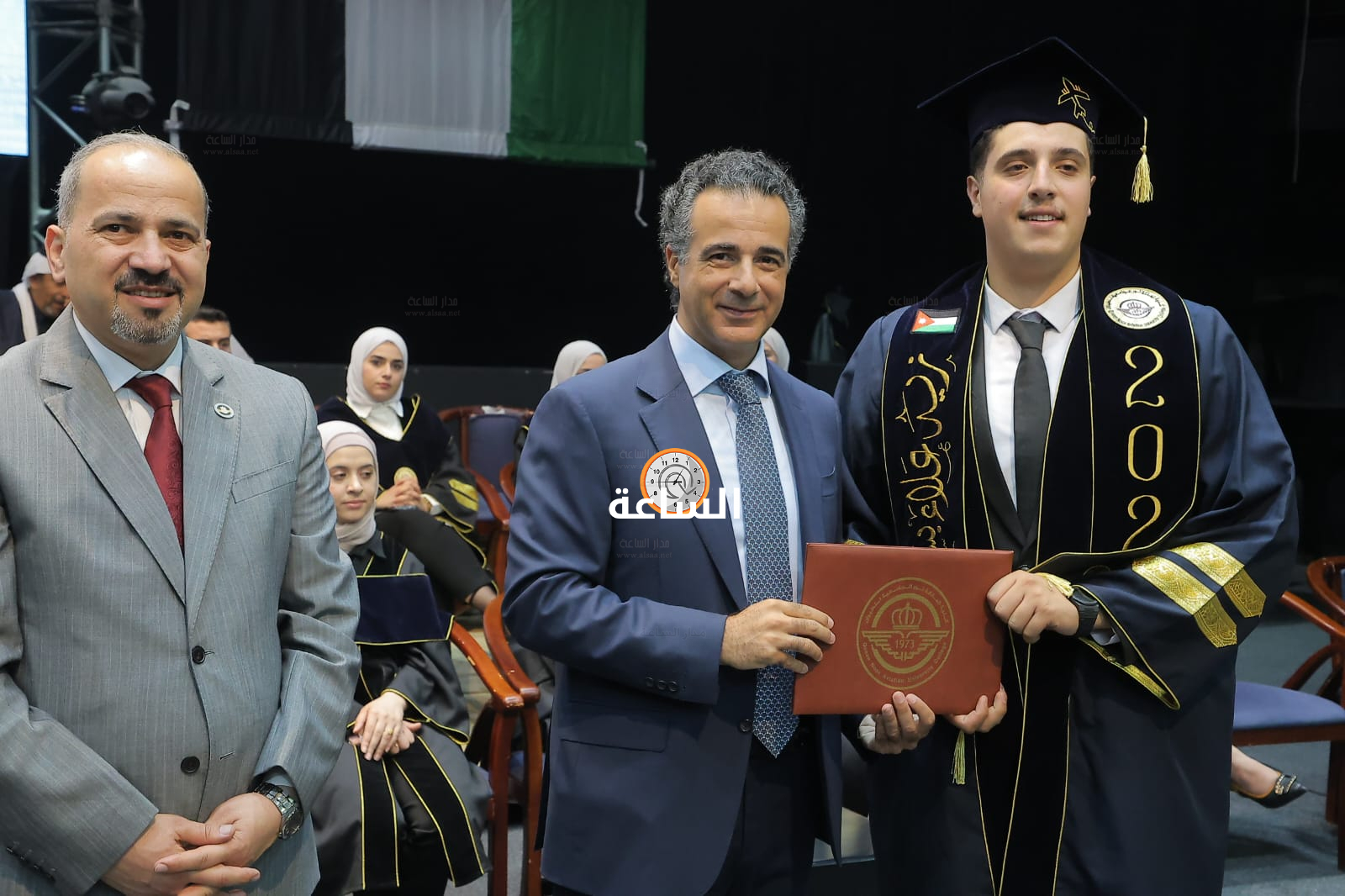 Madar Al-Saa Images 0.6009092483333125