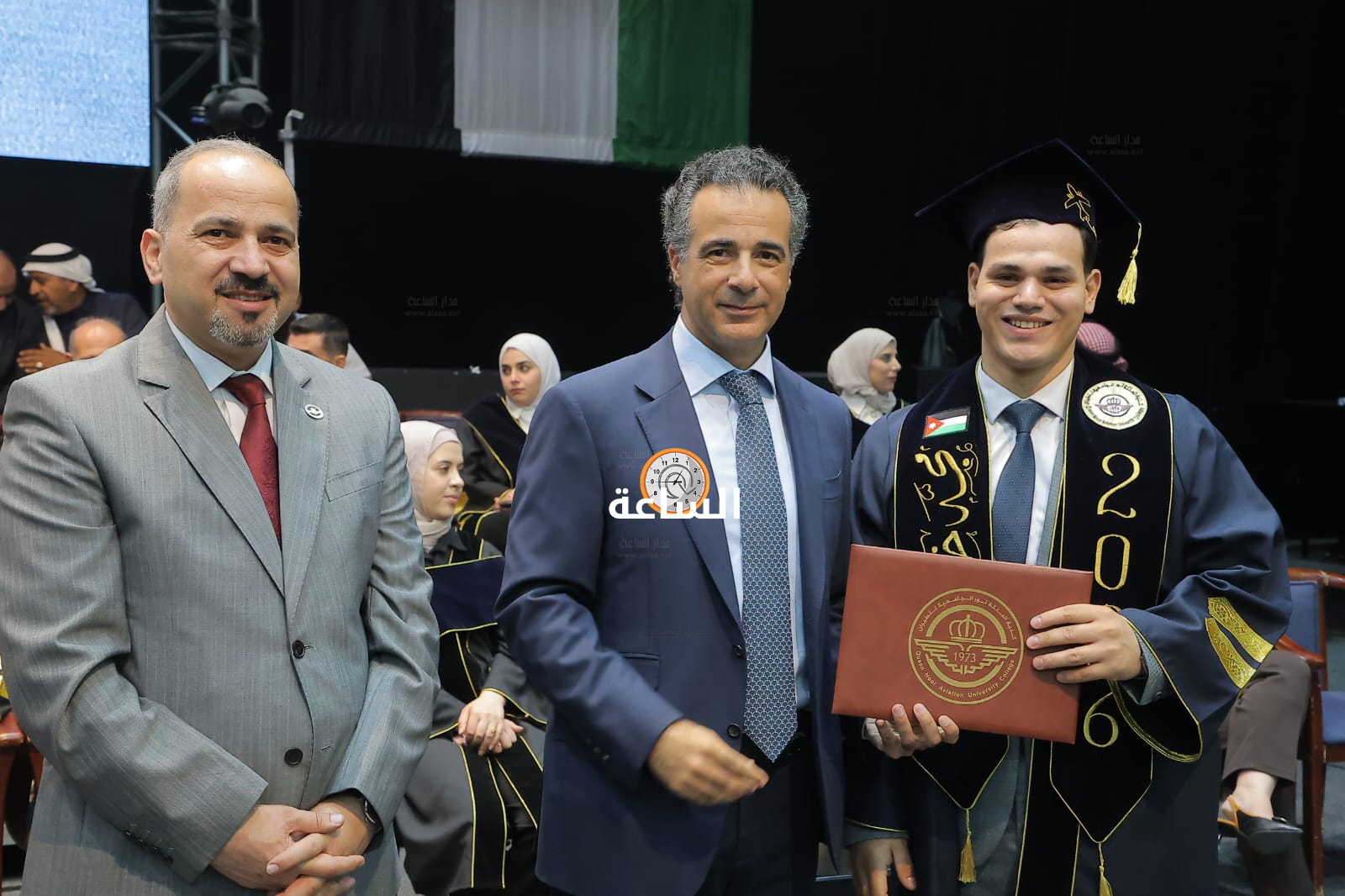 Madar Al-Saa Images 0.6110858177788403