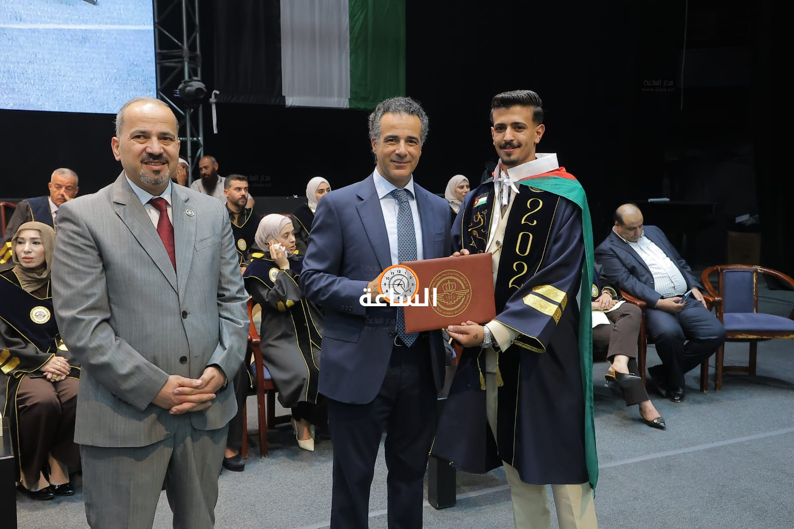 Madar Al-Saa Images 0.2695224370292081
