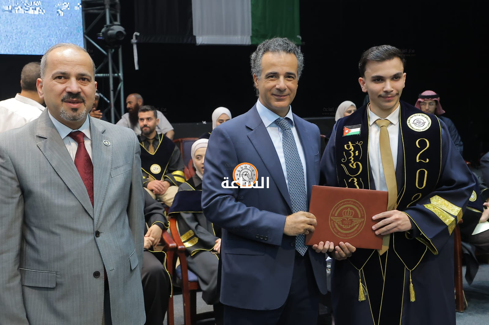 Madar Al-Saa Images 0.6429652900468336