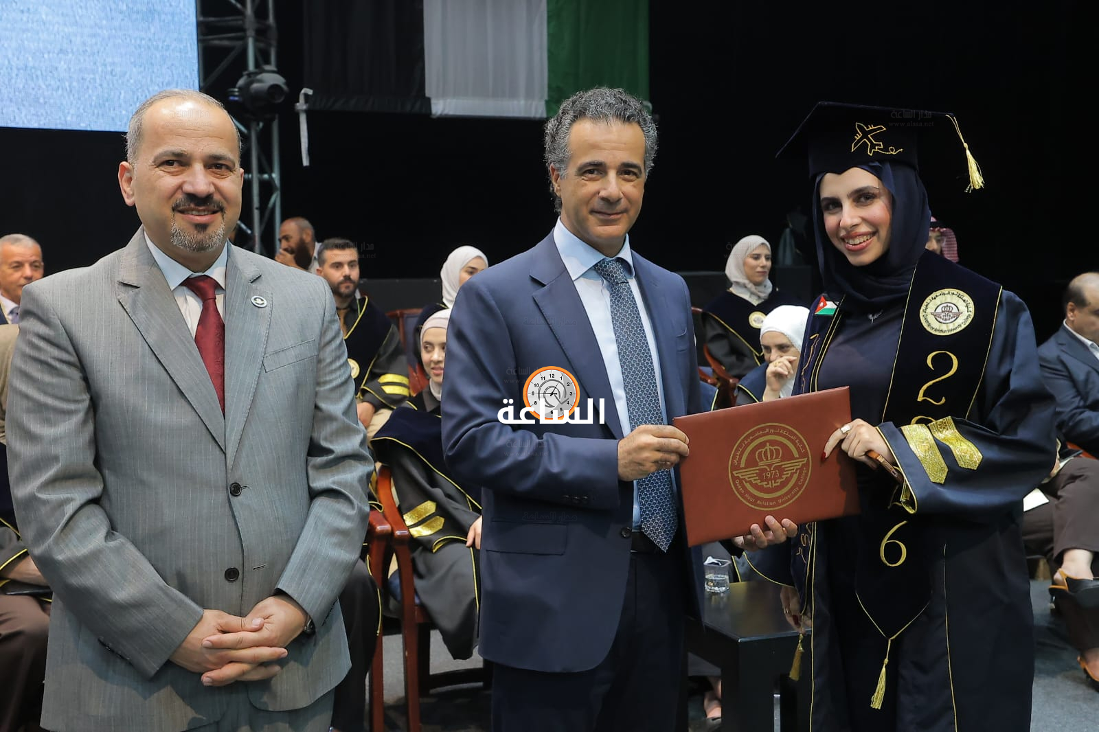 Madar Al-Saa Images 0.12097172399290079
