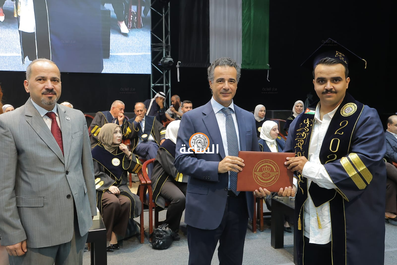 Madar Al-Saa Images 0.7621129767536244