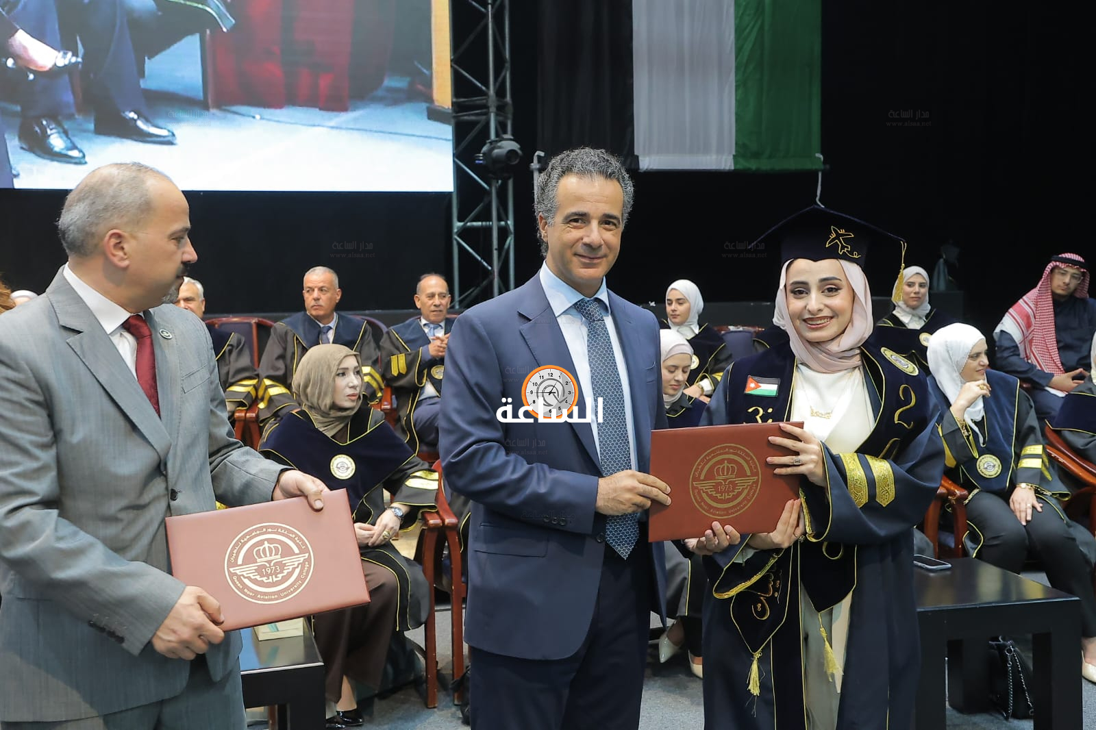 Madar Al-Saa Images 0.13634577809758097