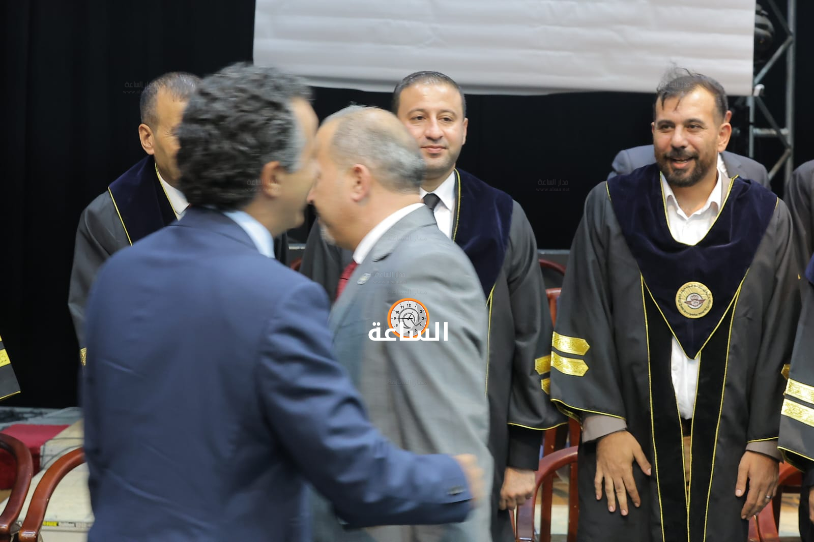 Madar Al-Saa Images 0.1301595023797213
