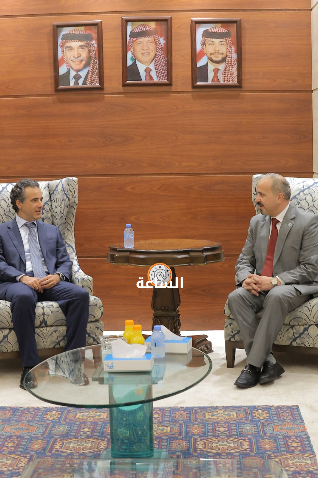 Madar Al-Saa Images 0.6811093265725344
