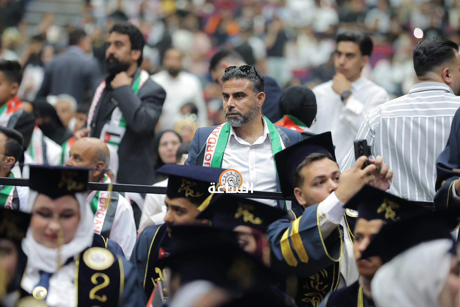 Madar Al-Saa Images 0.4967861513366151