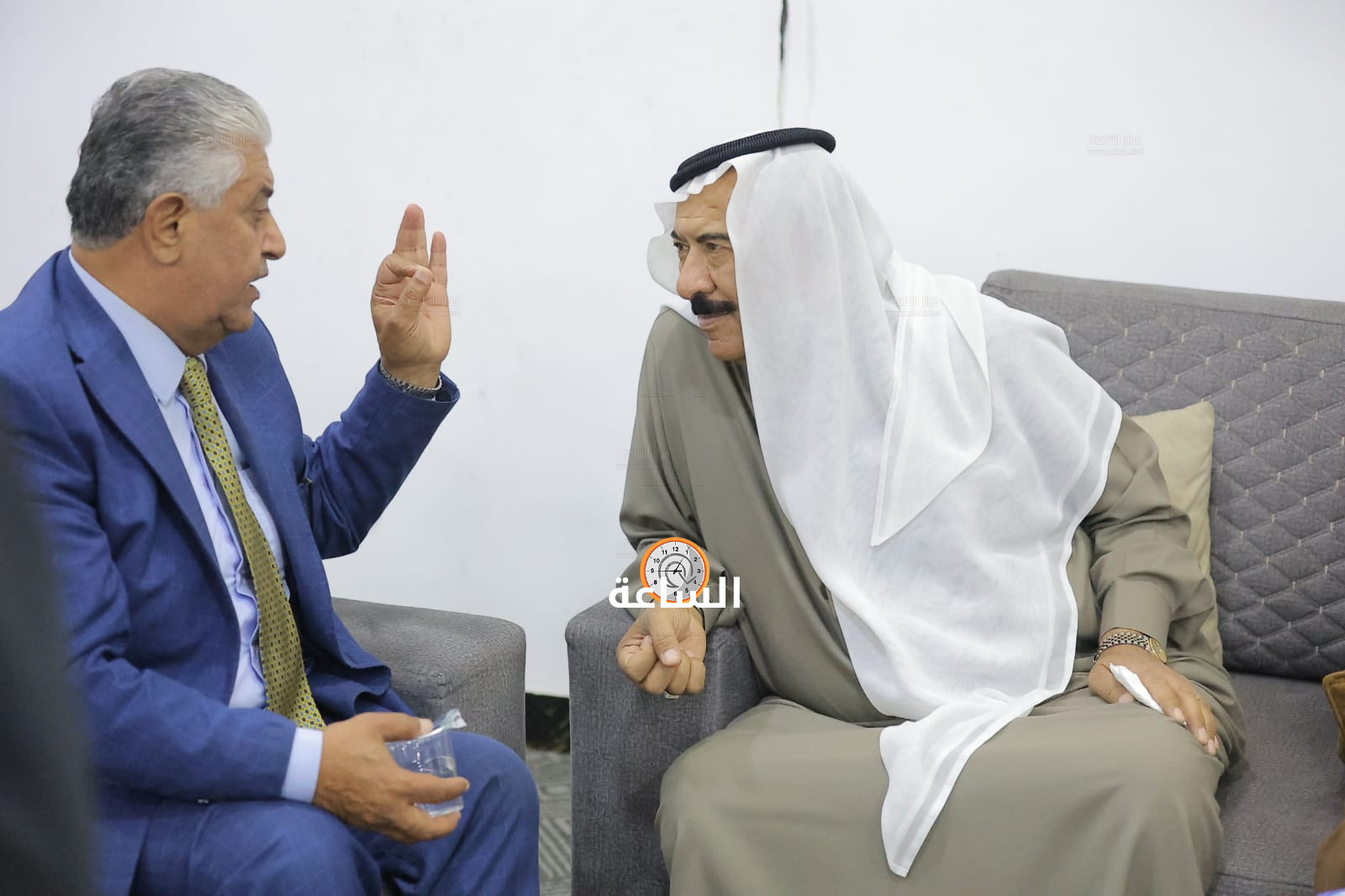 Madar Al-Saa Images 0.41844296147807325