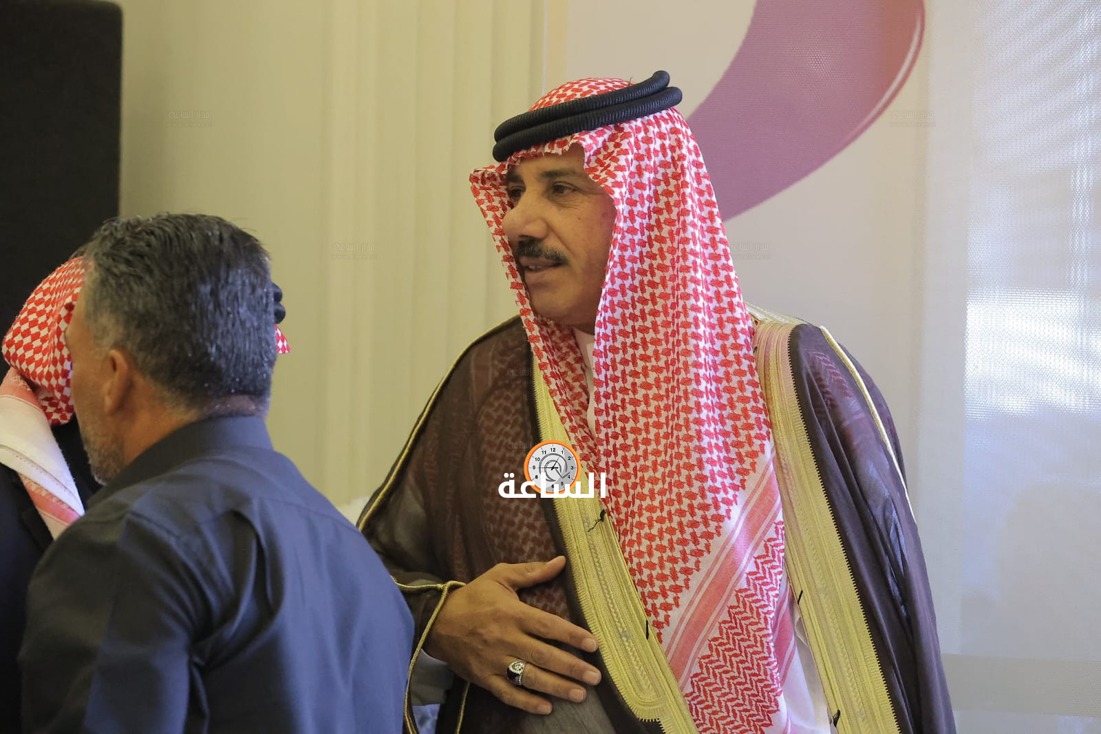 Madar Al-Saa Images 0.8791440280992764
