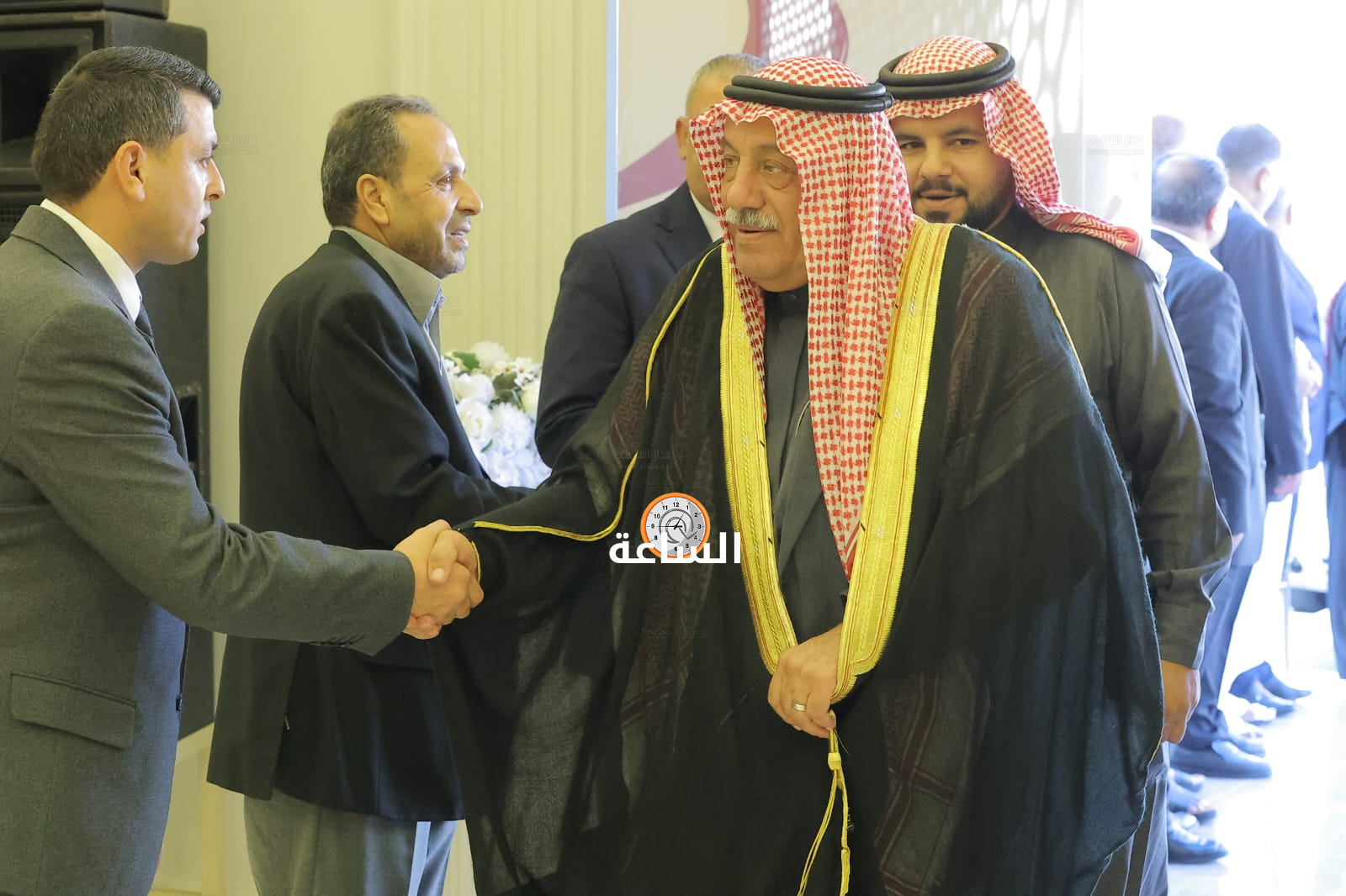 Madar Al-Saa Images 0.8709436957825668