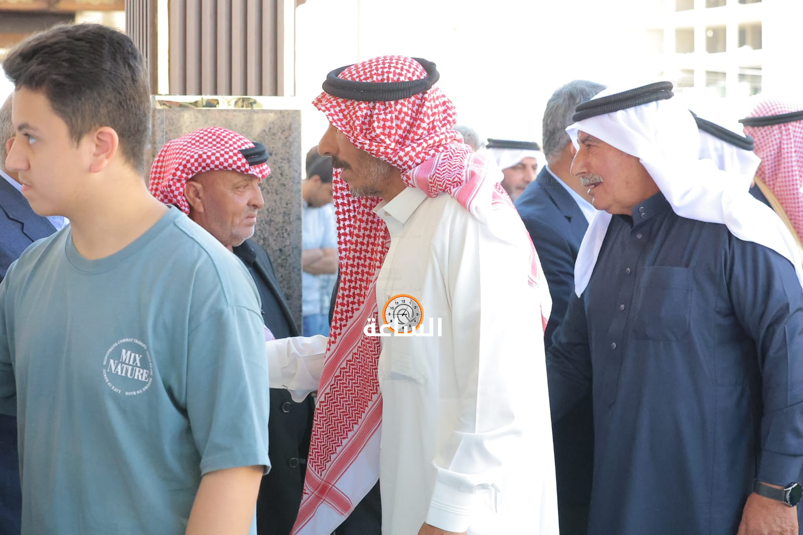 Madar Al-Saa Images 0.4279820486892597