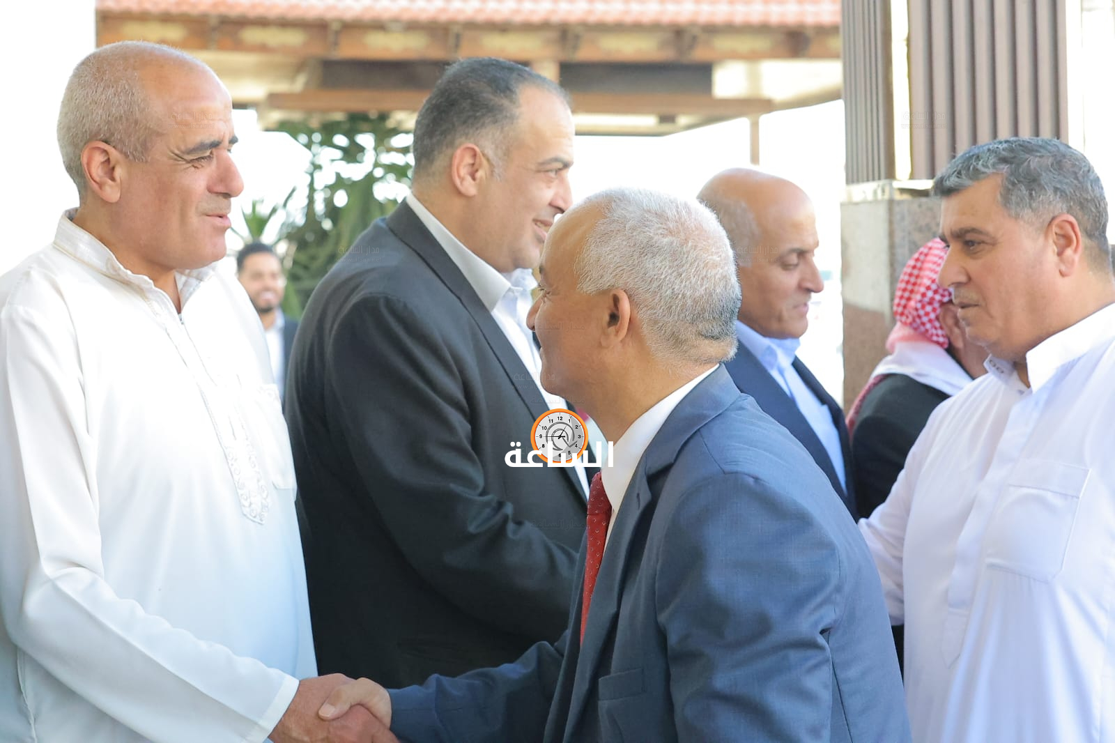Madar Al-Saa Images 0.9449459351344566