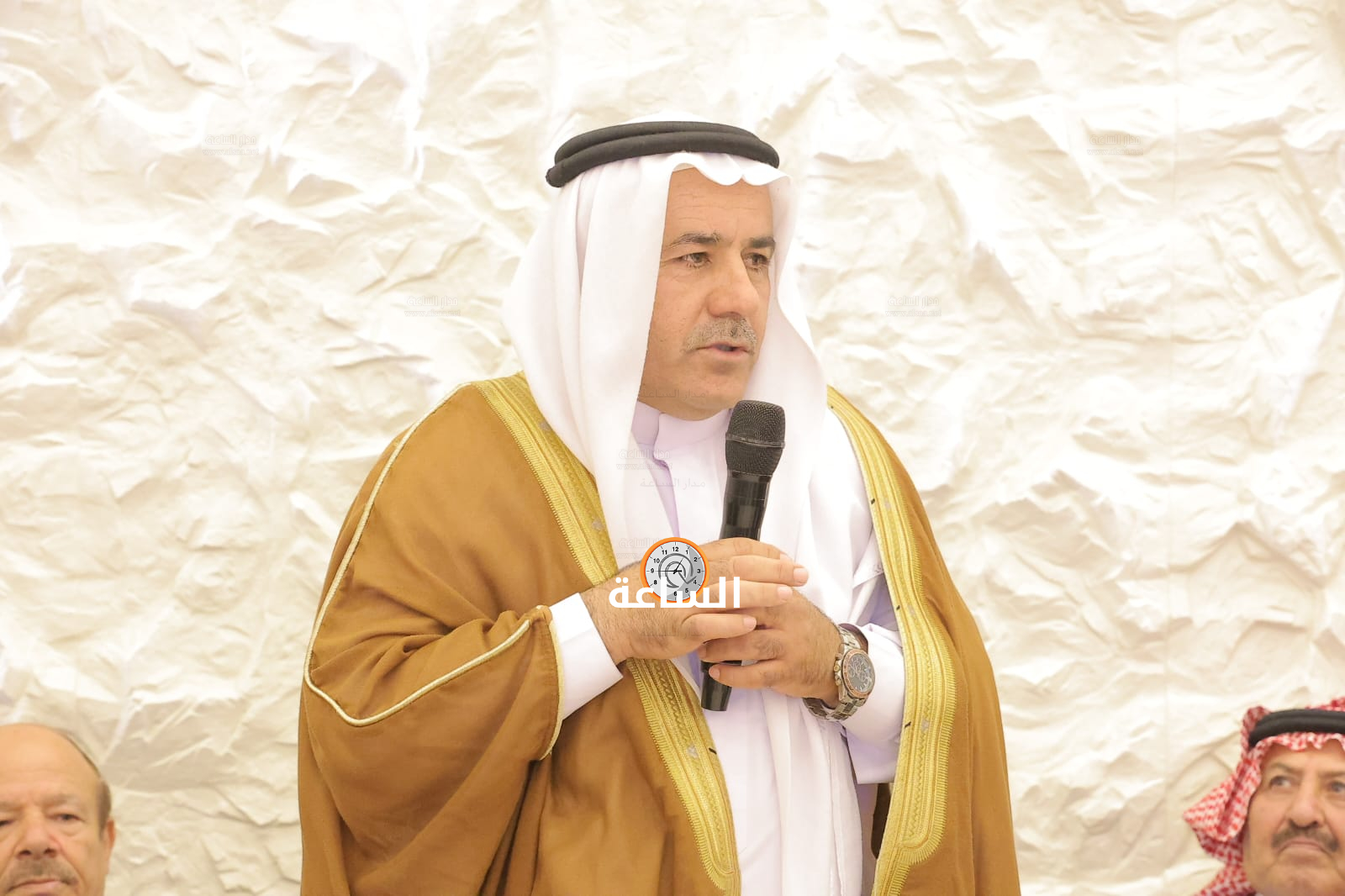 Madar Al-Saa Images 0.5358127912631072