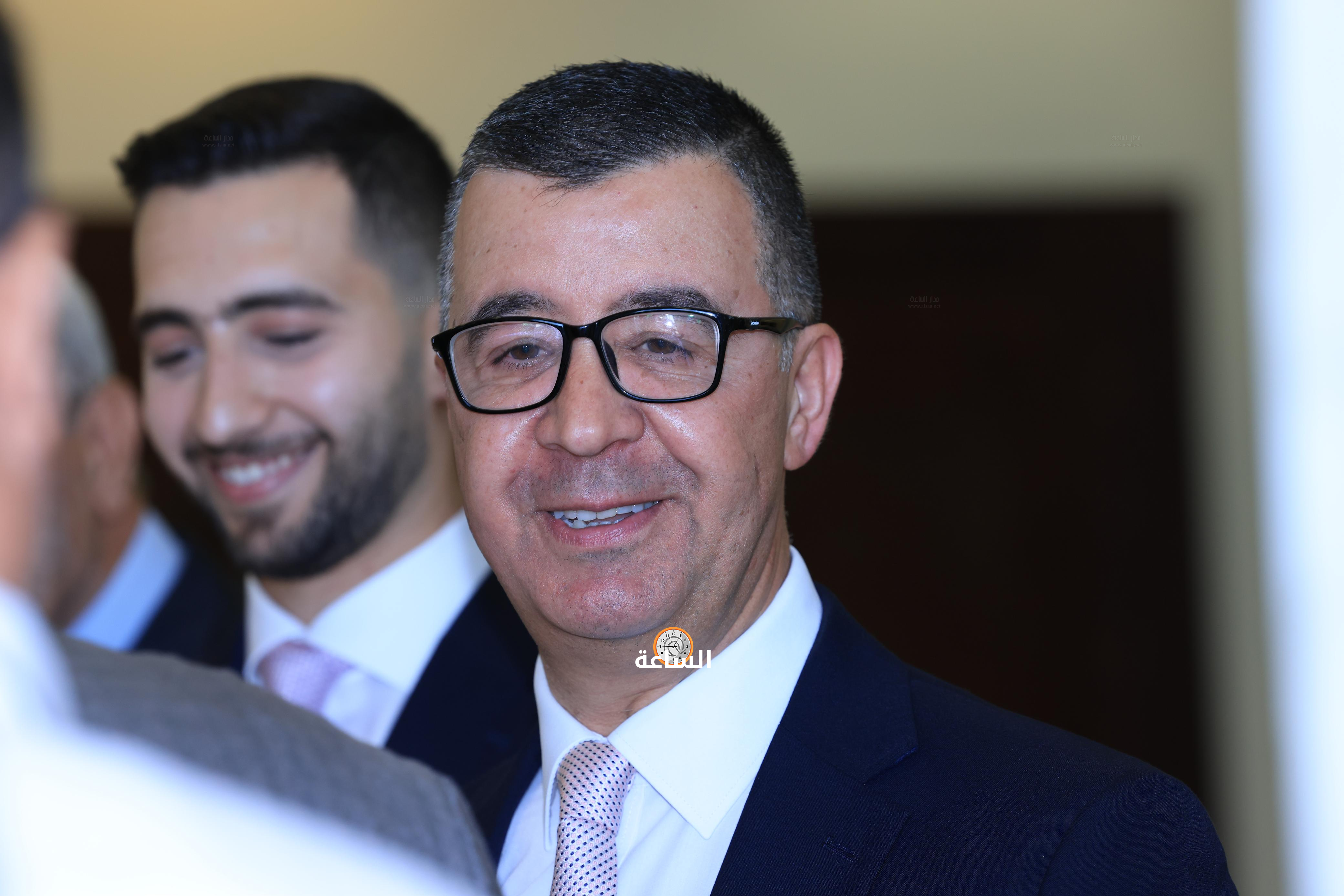 Madar Al-Saa Images 0.6189181743405558