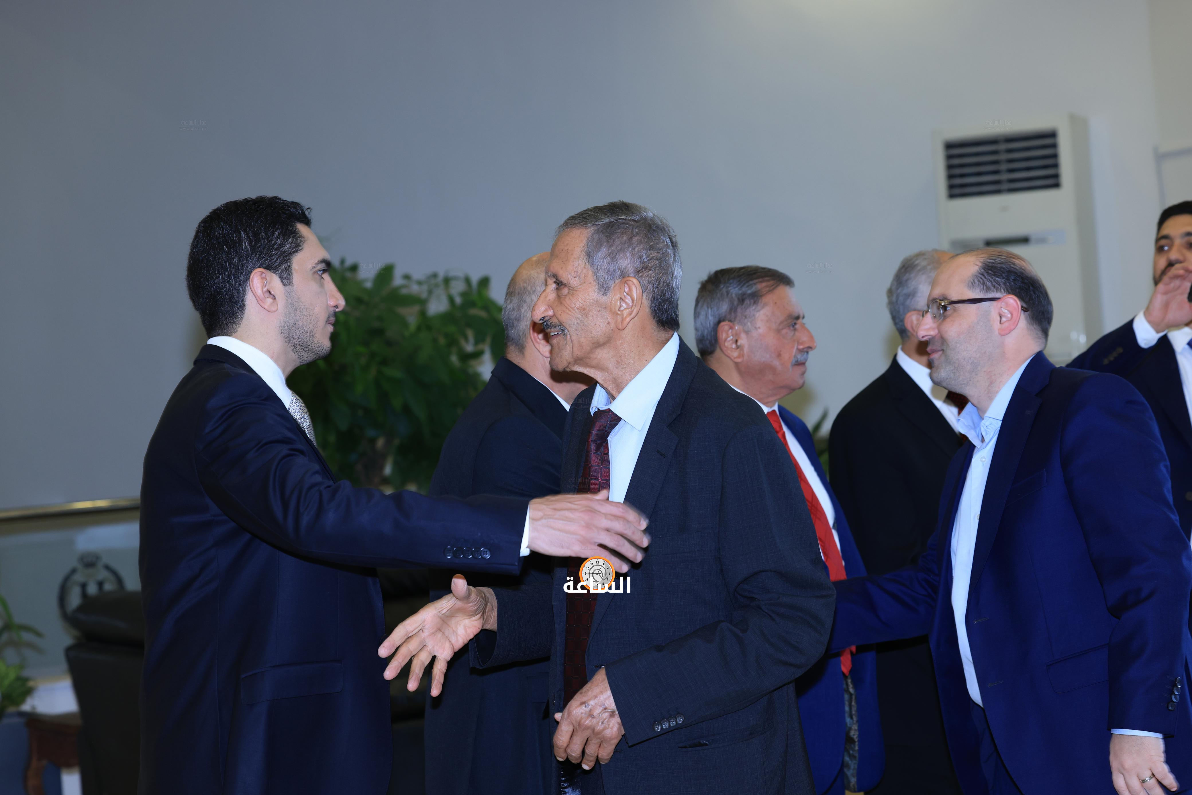 Madar Al-Saa Images 0.7427606156958958