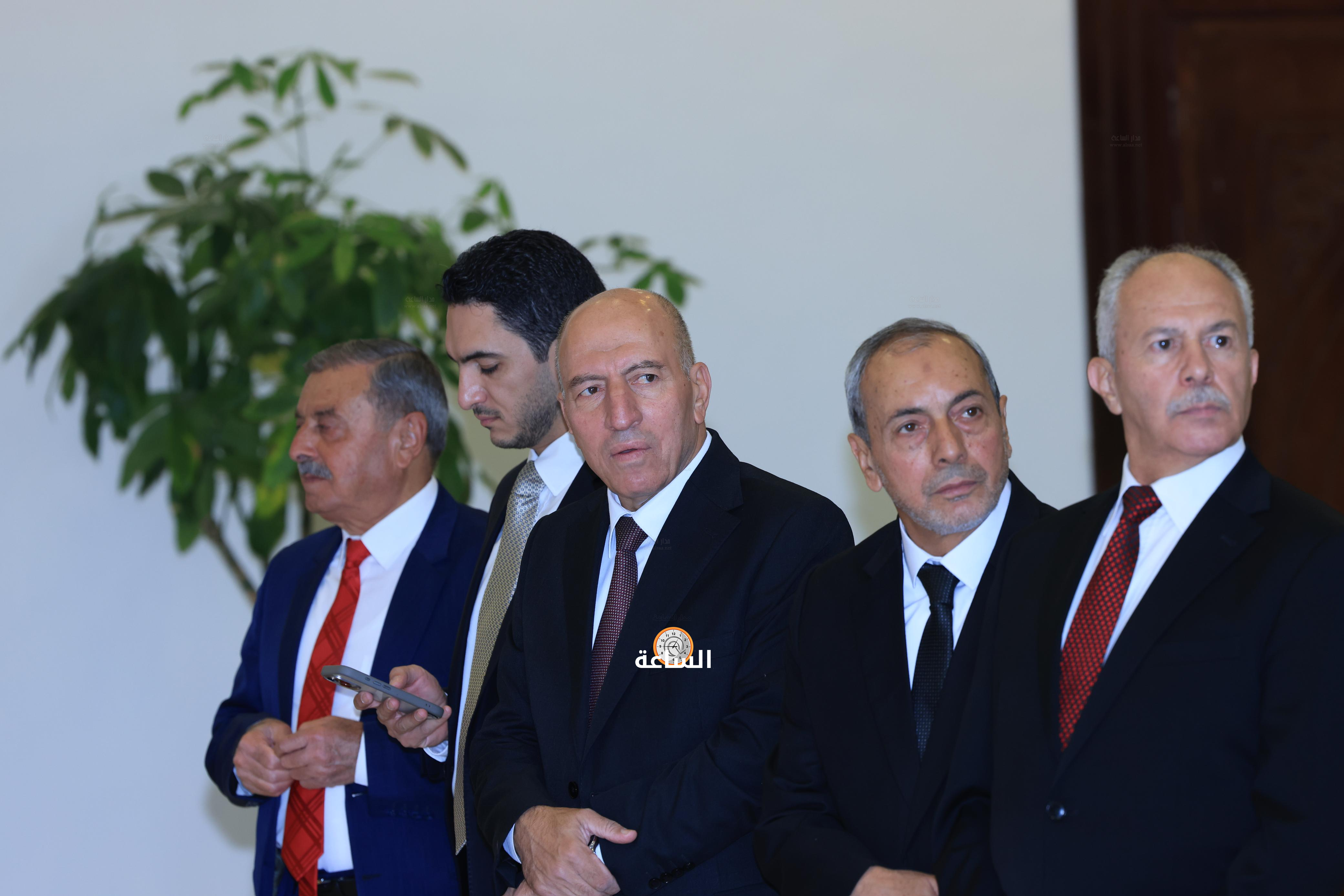 Madar Al-Saa Images 0.7260940161371741