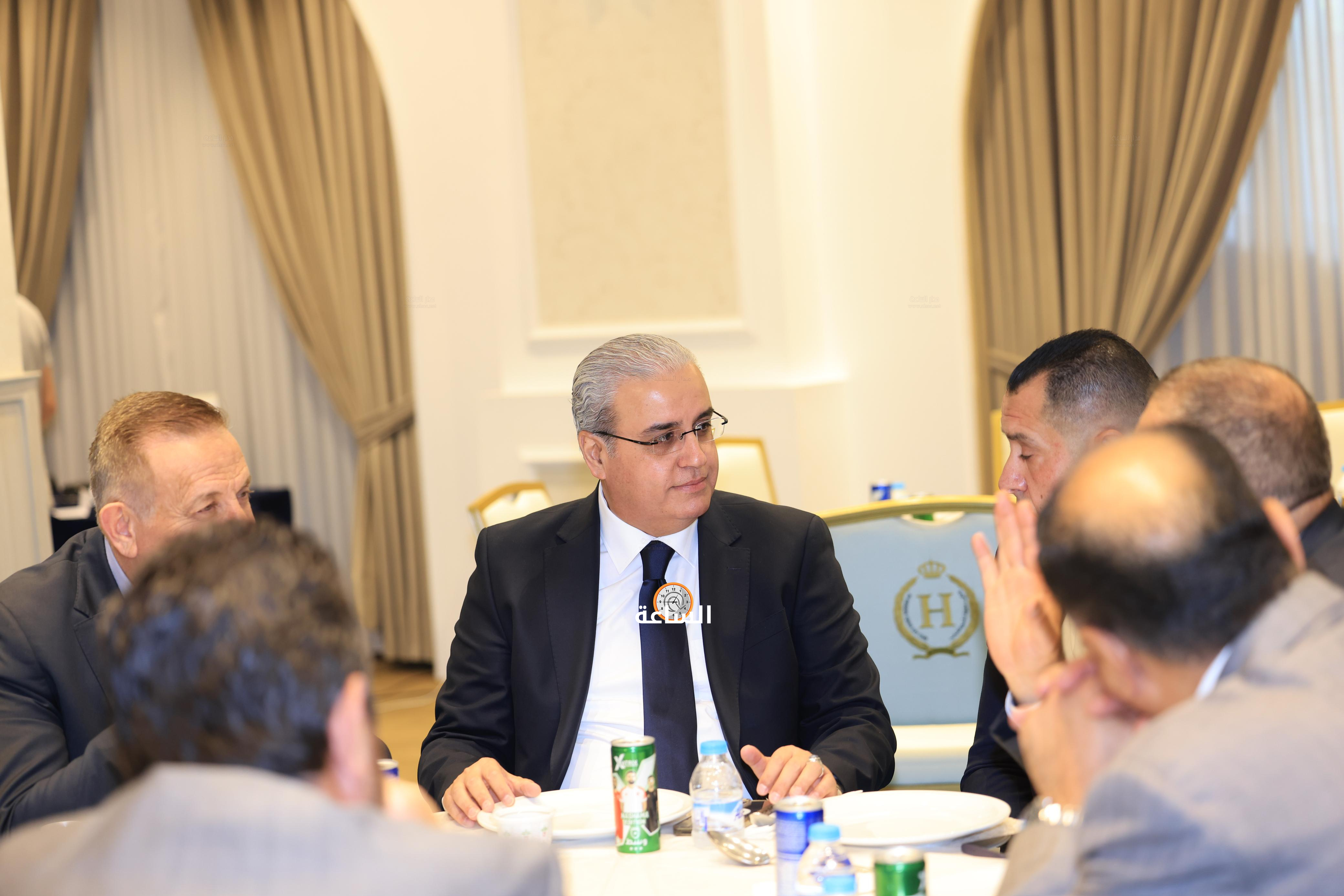 Madar Al-Saa Images 0.7766307963483244