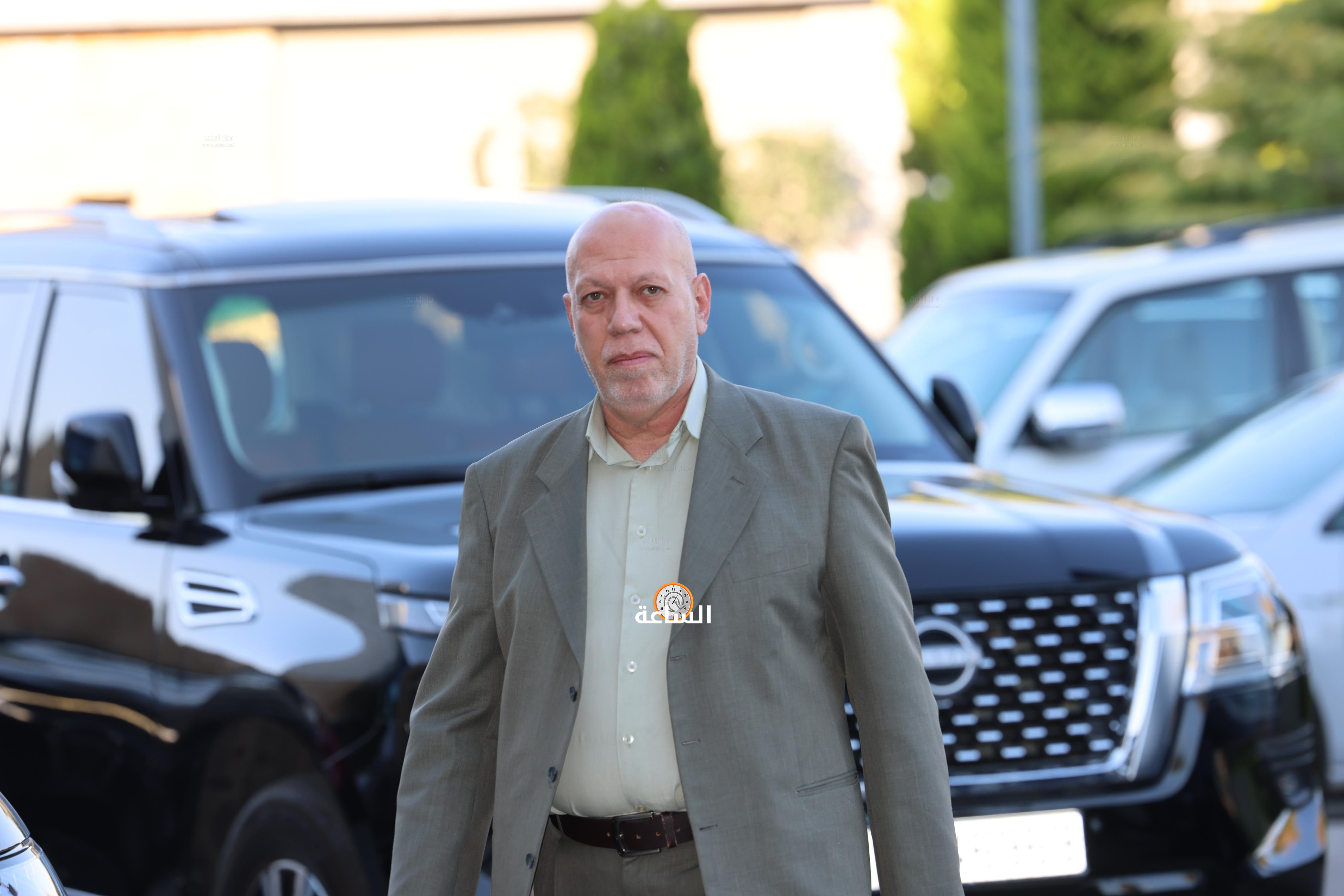 Madar Al-Saa Images 0.9900406058941081