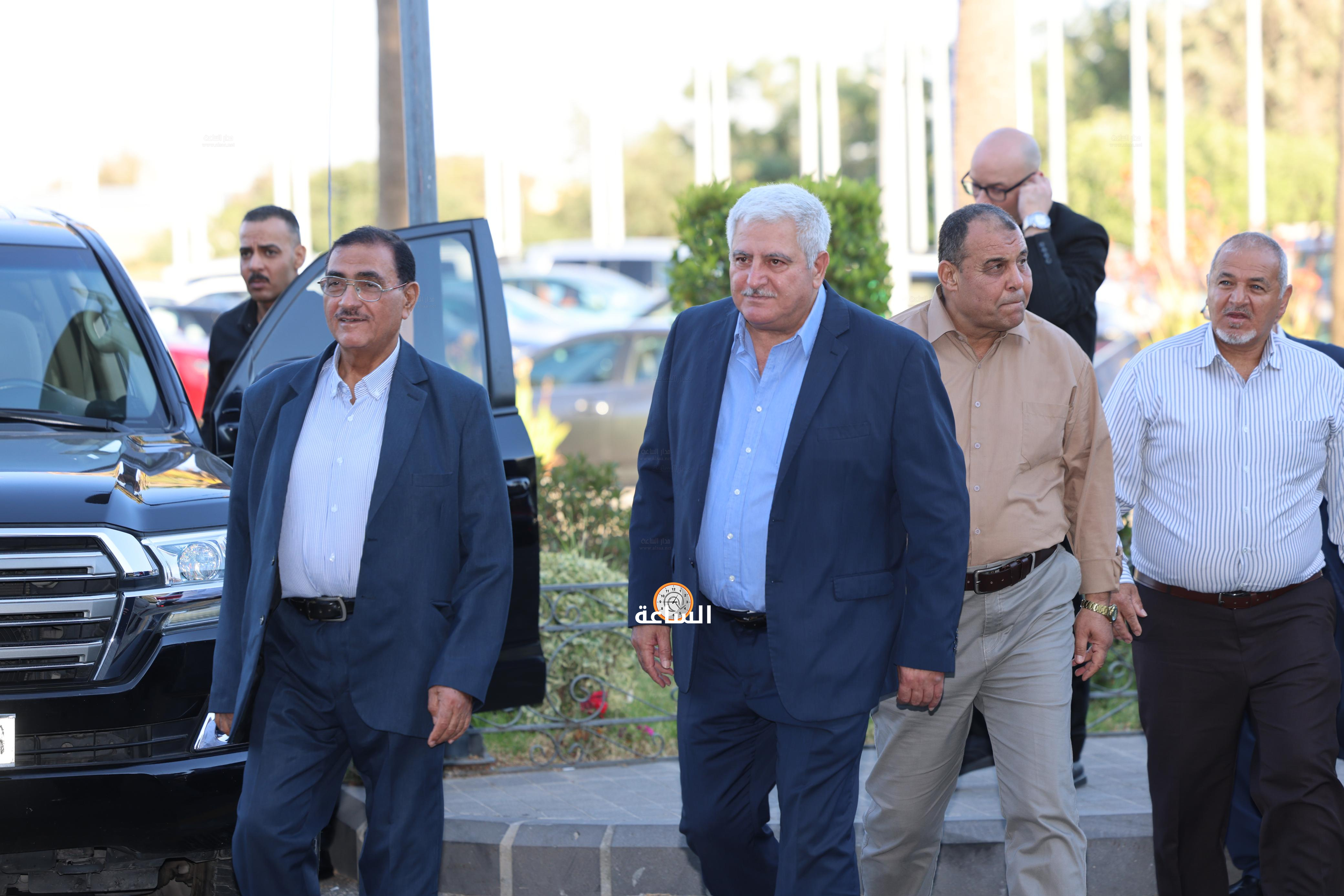 Madar Al-Saa Images 0.04506270930045719