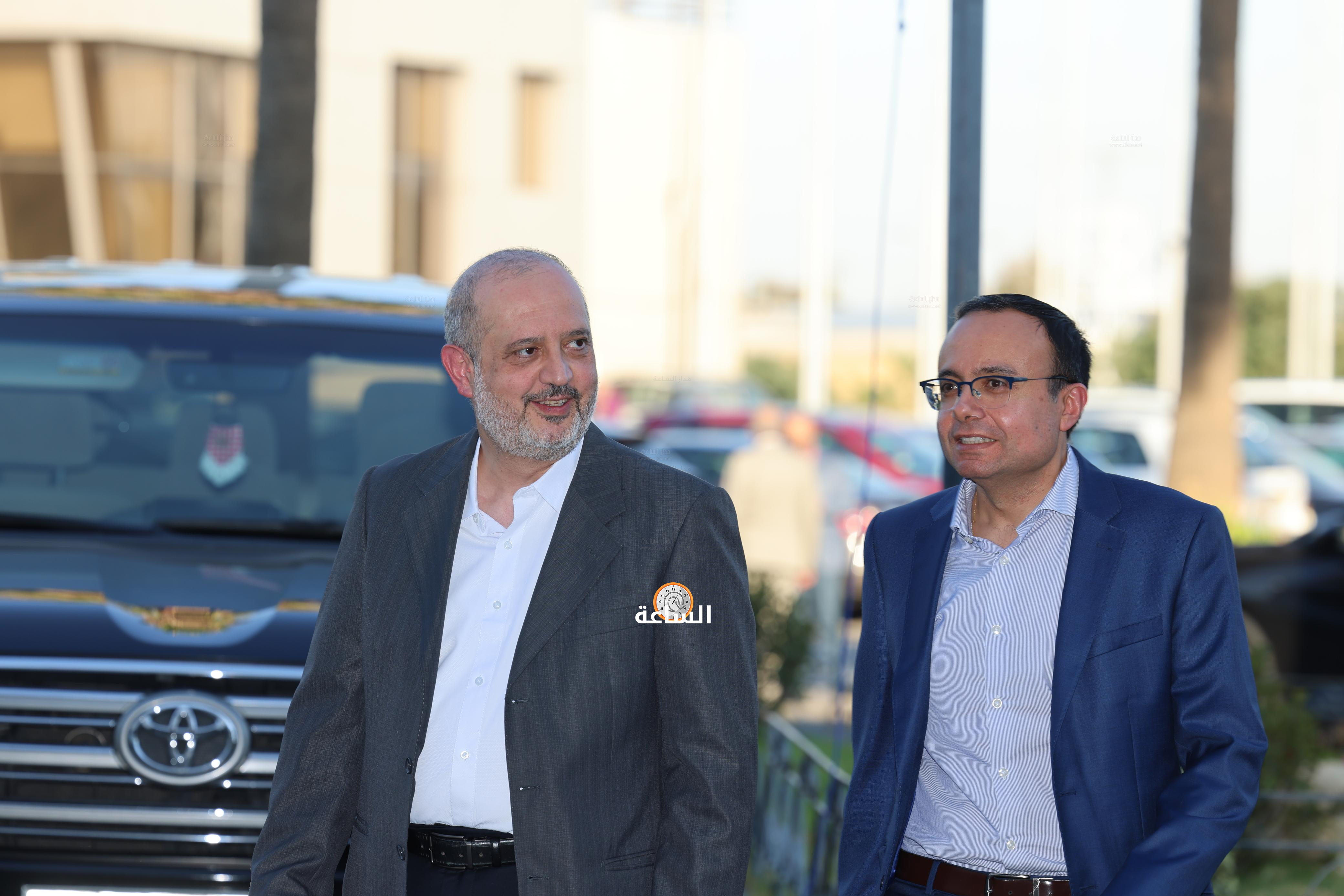 Madar Al-Saa Images 0.5541067019939603