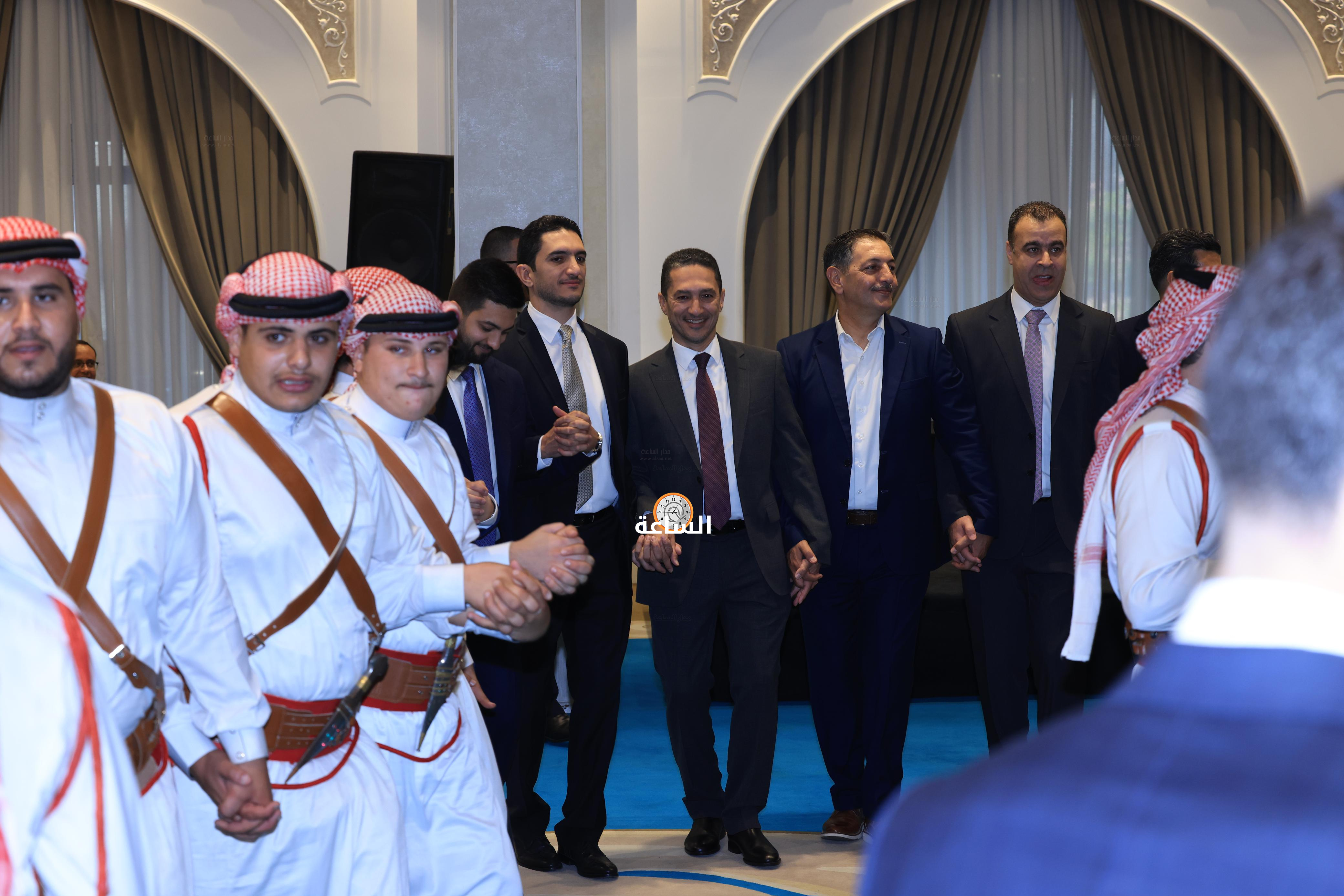 Madar Al-Saa Images 0.5727878830754674