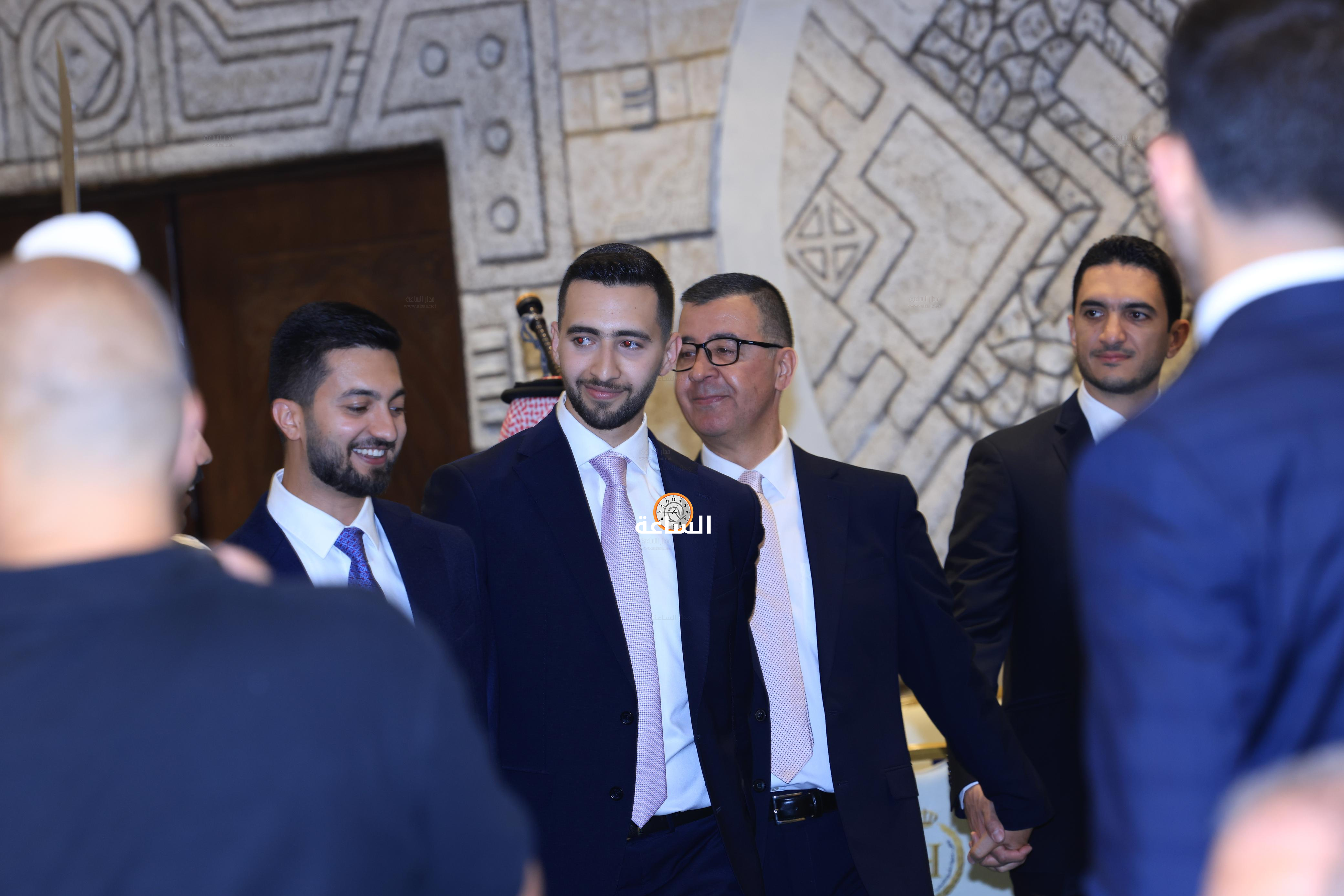 Madar Al-Saa Images 0.9292693134080363