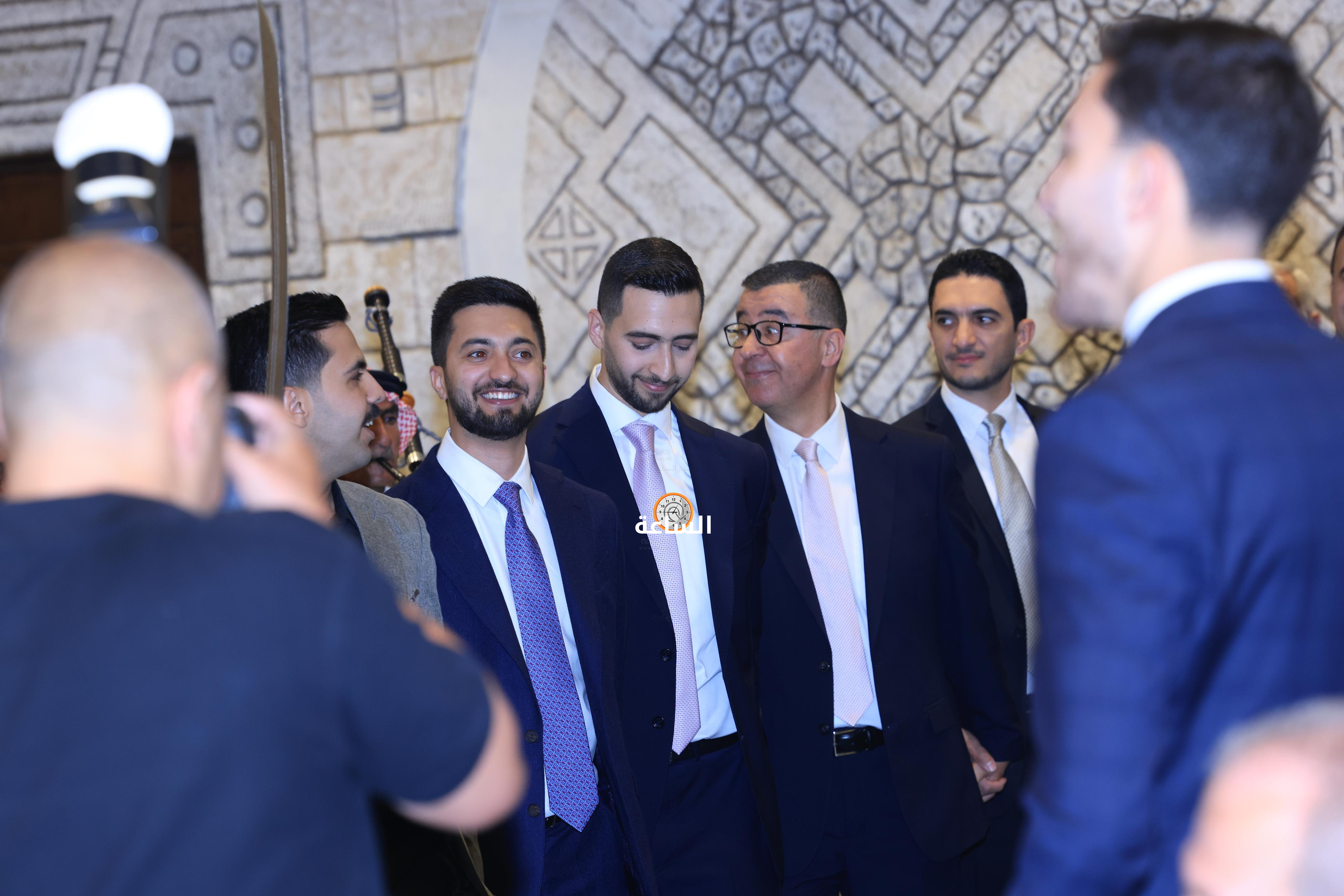 Madar Al-Saa Images 0.39197895749208433