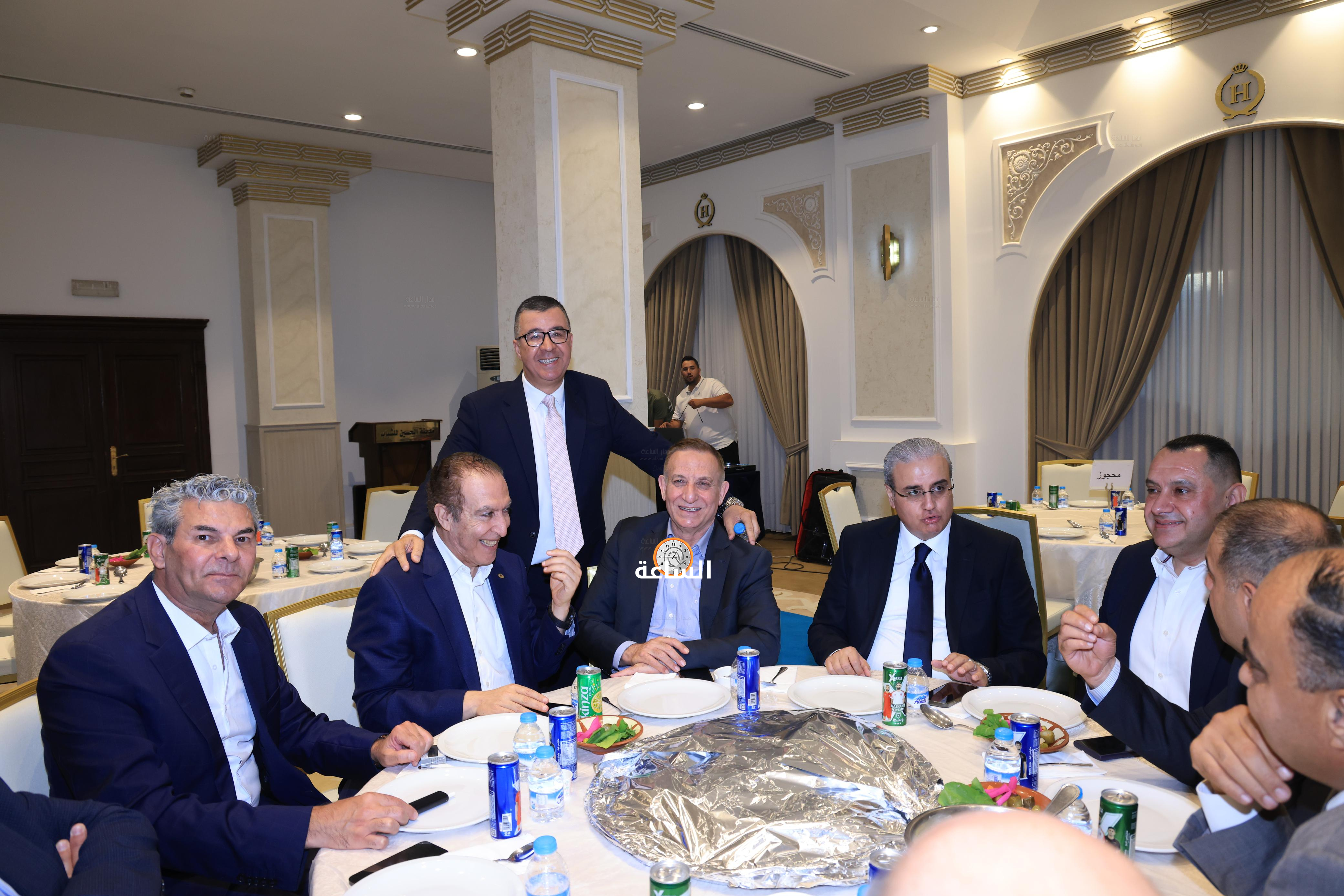 Madar Al-Saa Images 0.38731693022840186