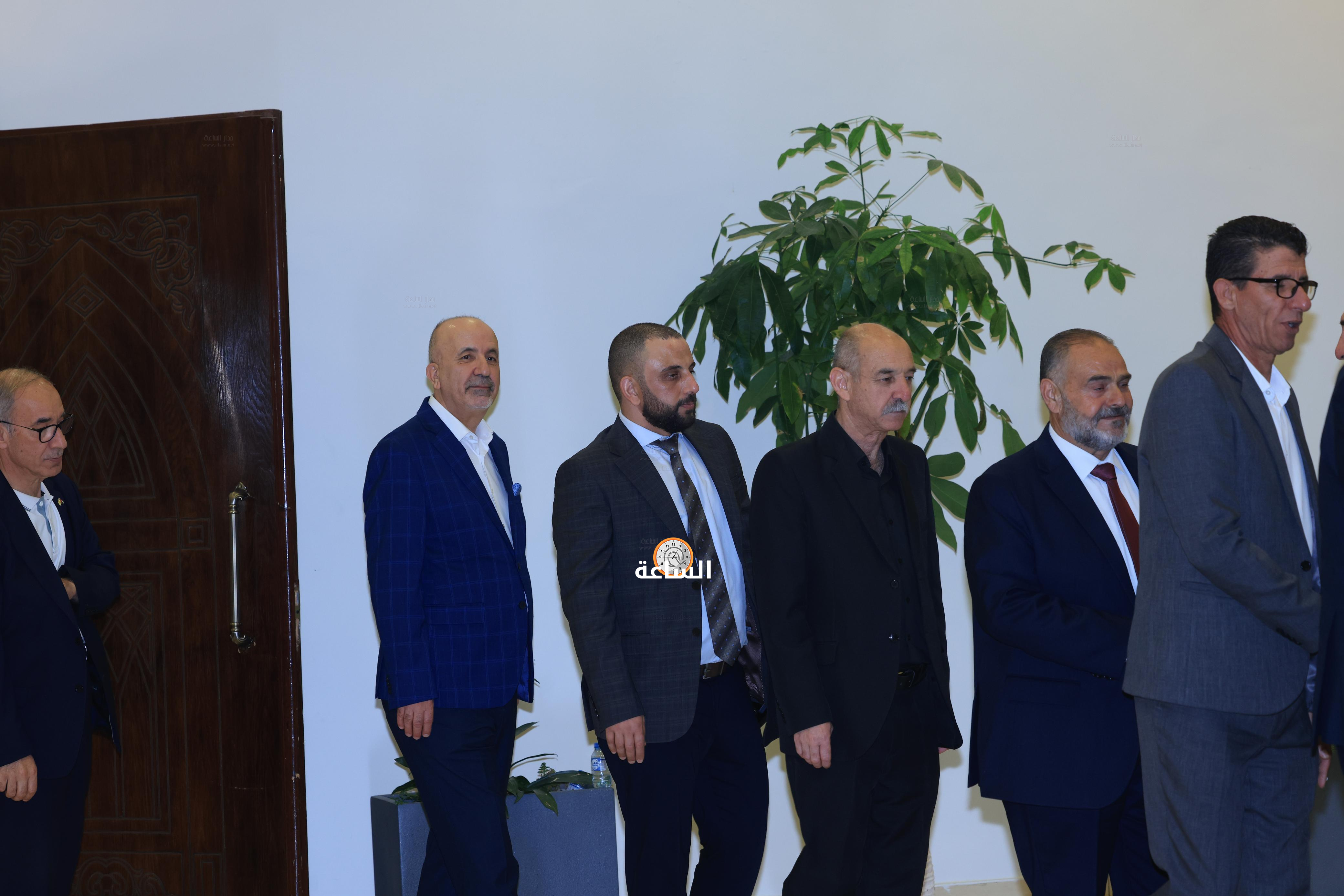 Madar Al-Saa Images 0.1223822596368036