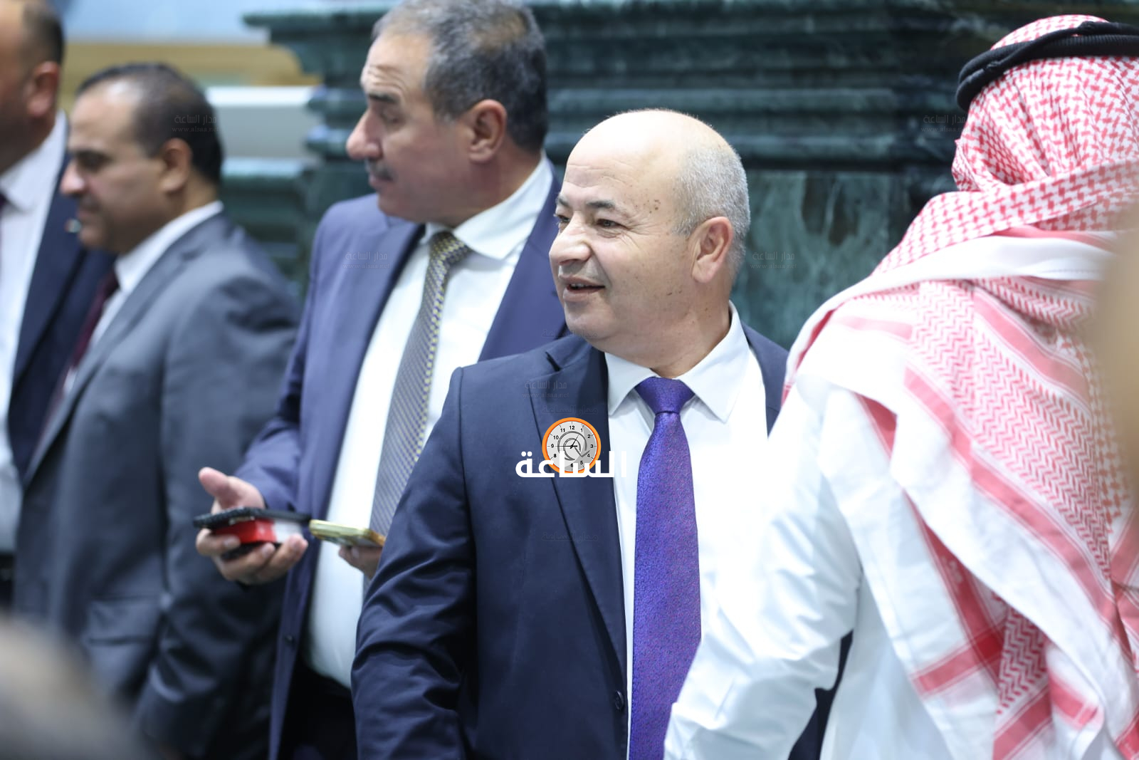 Madar Al-Saa Images 0.3780741338637732