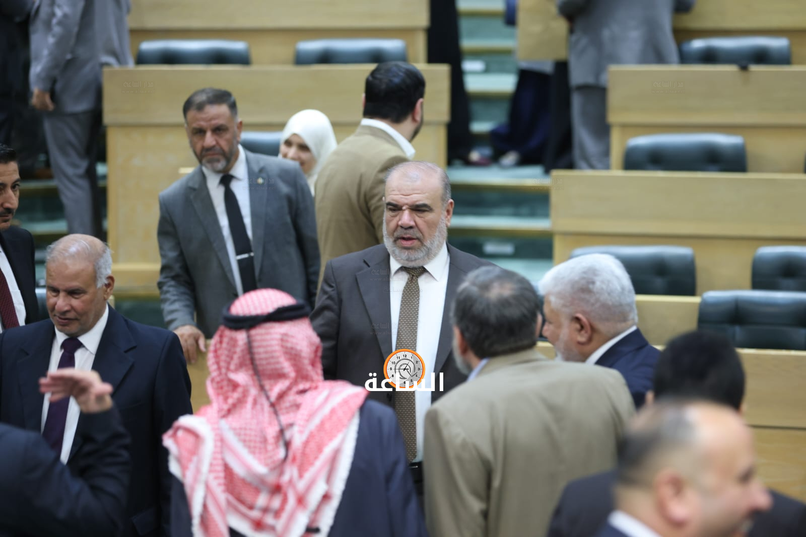 Madar Al-Saa Images 0.4873898994443956