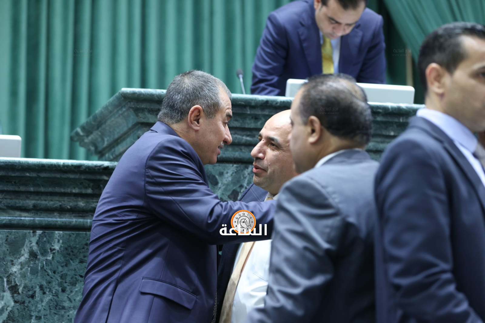 Madar Al-Saa Images 0.6911330687763216