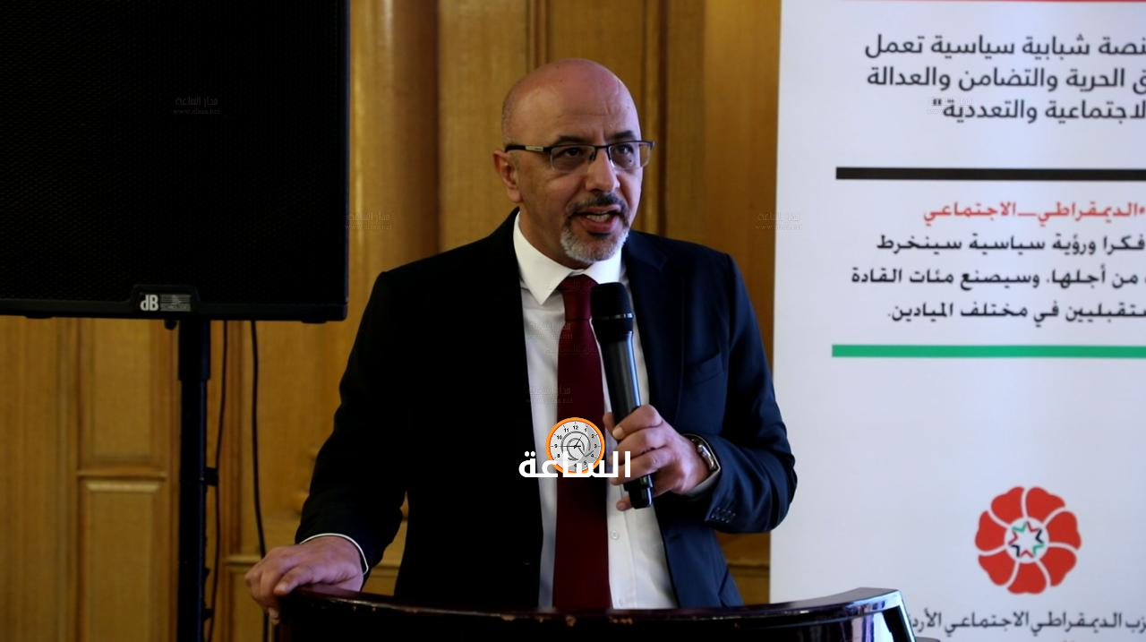 Madar Al-Saa Images 0.41088669343999484