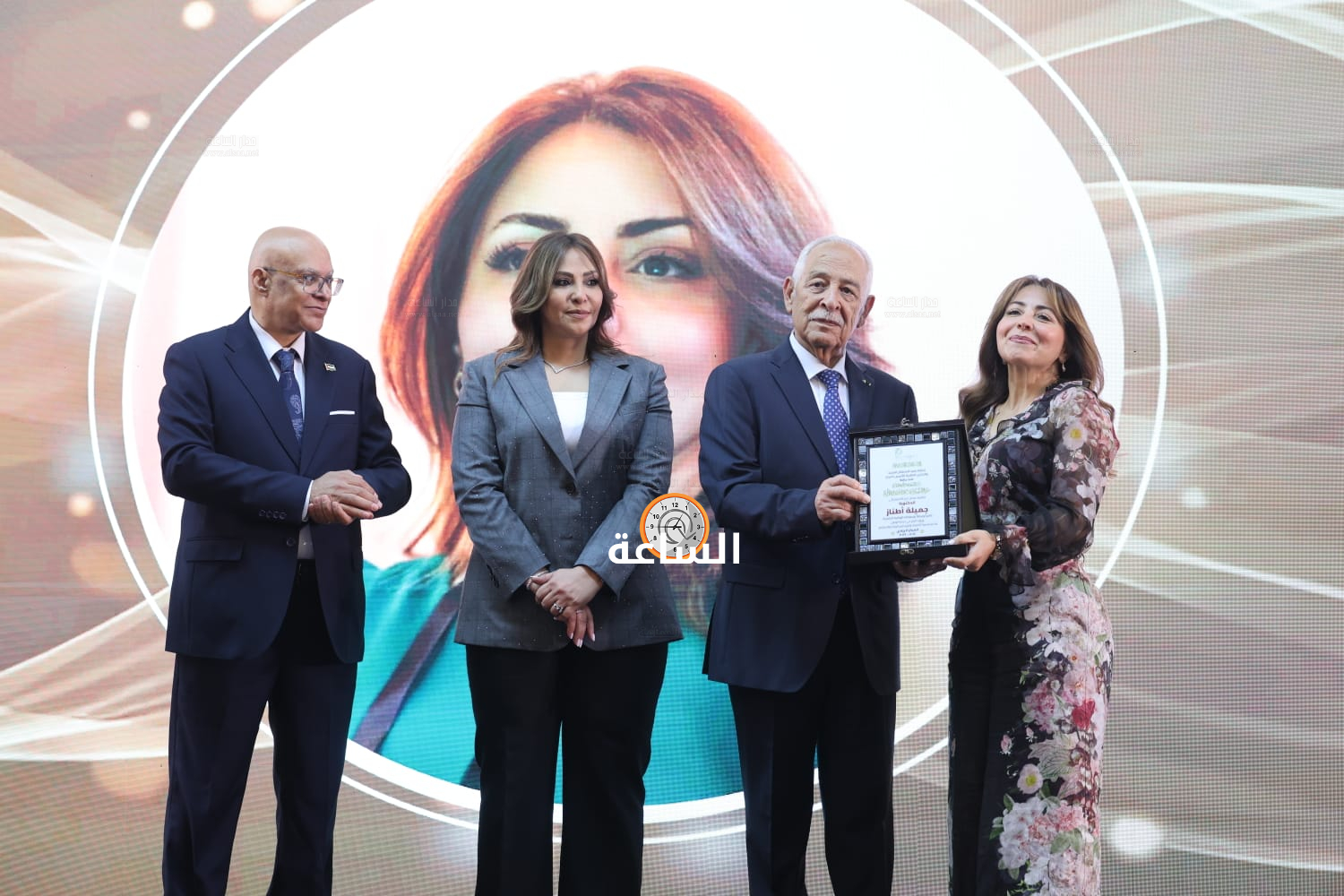 Madar Al-Saa Images 0.11346205067548187