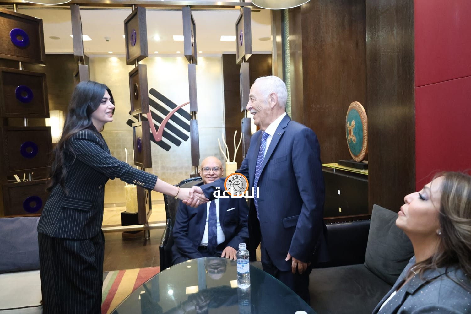 Madar Al-Saa Images 0.6220056477741178