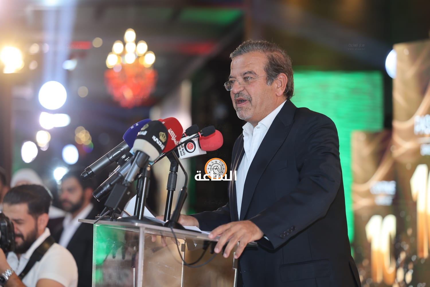 Madar Al-Saa Images 0.6994268308346913