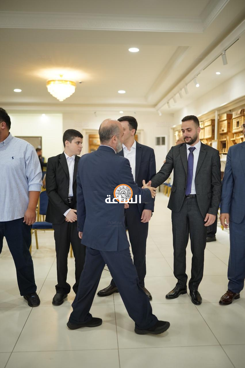 Madar Al-Saa Images 0.38377295833609126