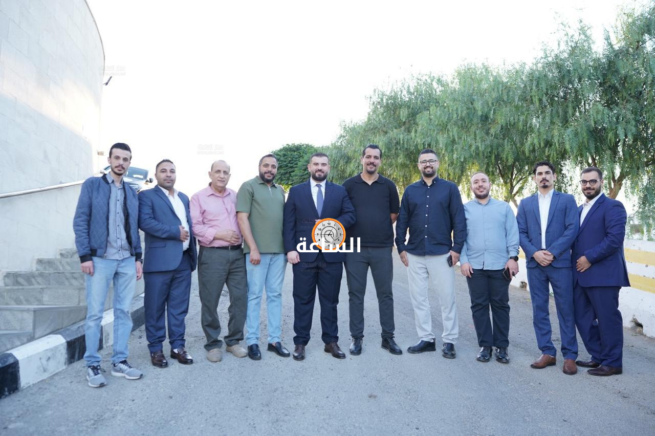 Madar Al-Saa Images 0.4505755559818895