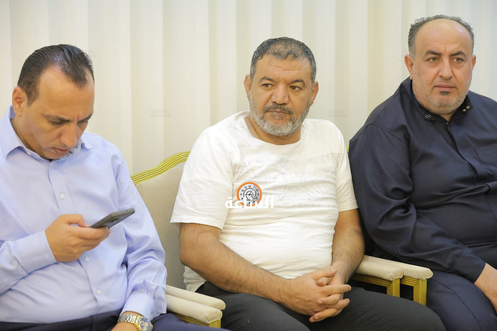 Madar Al-Saa Images 0.05305385171235355
