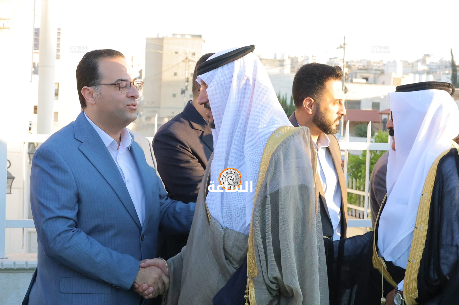 Madar Al-Saa Images 0.016007432154075296