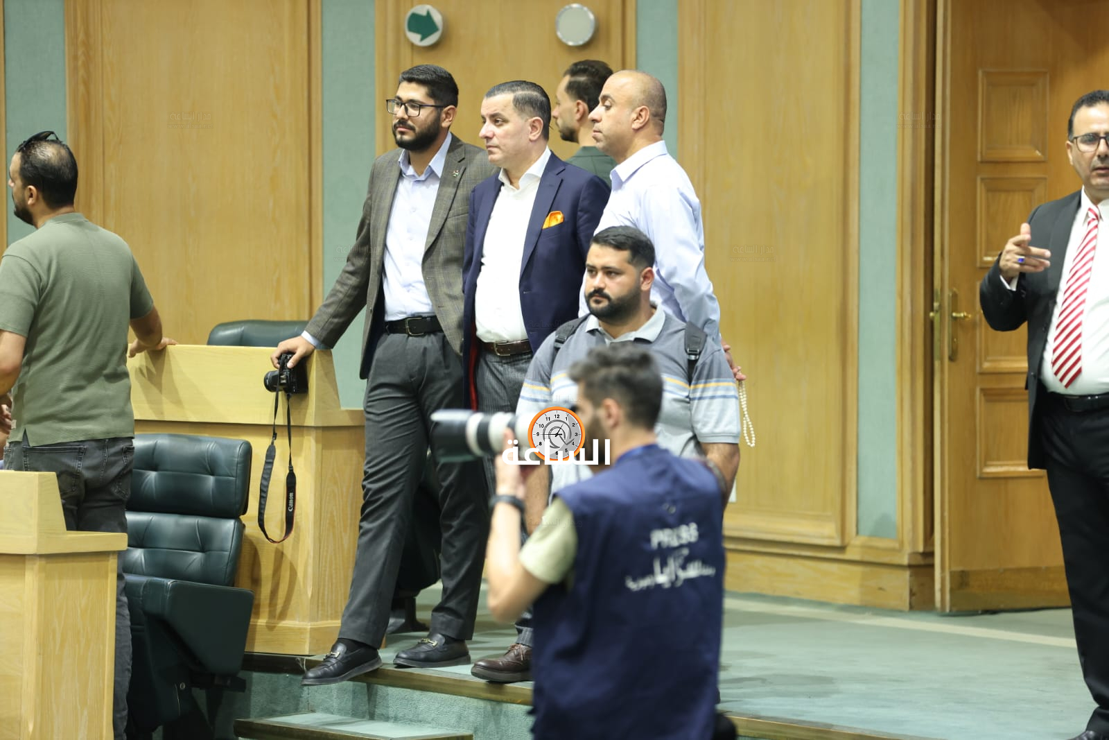 Madar Al-Saa Images 0.05859908535870373