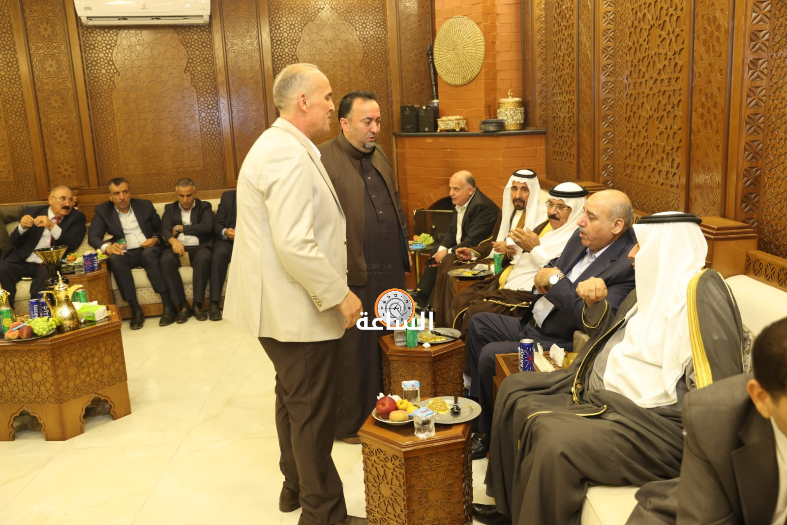 Madar Al-Saa Images 0.37497291924755427