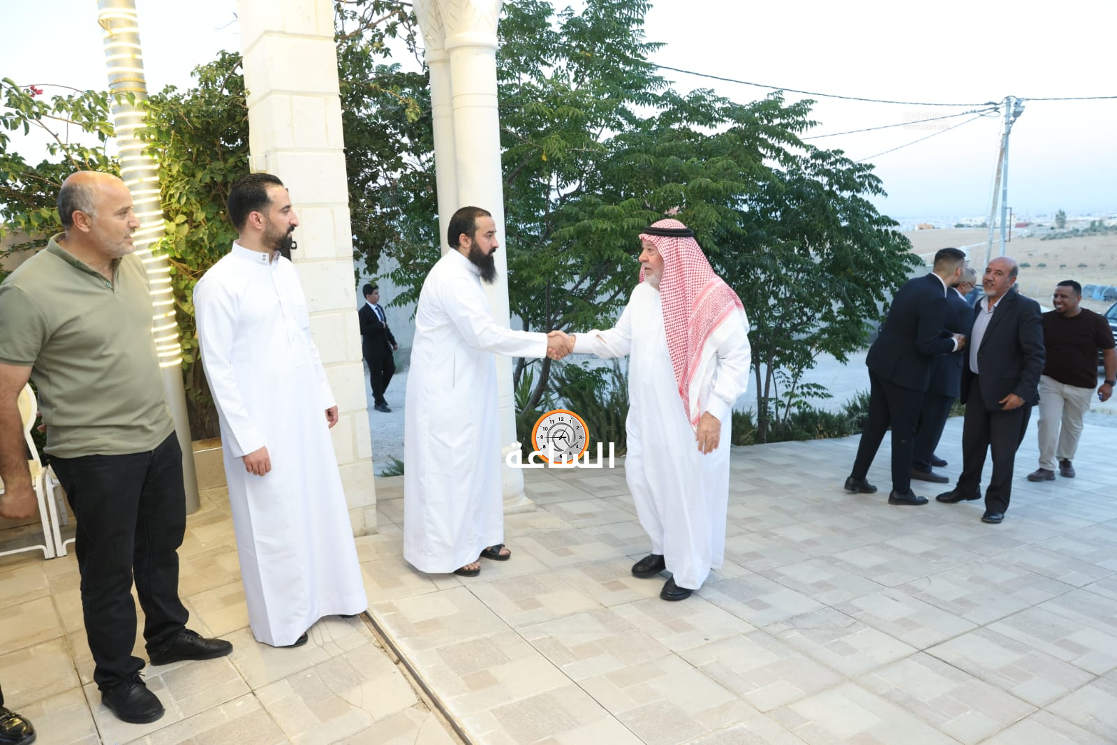 Madar Al-Saa Images 0.9609680632049785