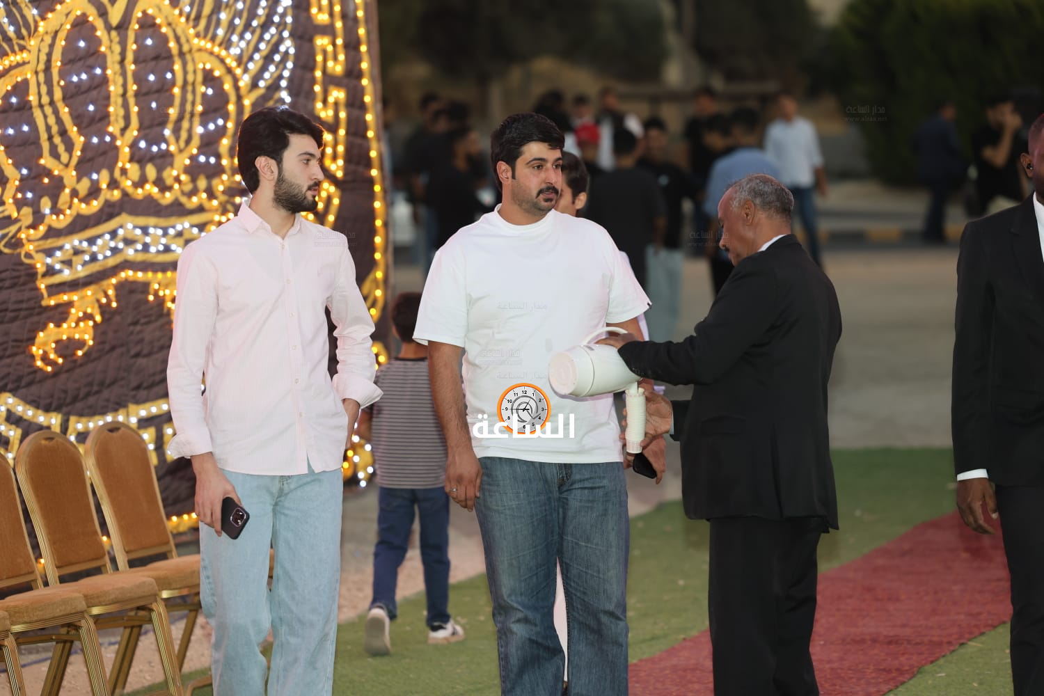 Madar Al-Saa Images 0.3747186060044071