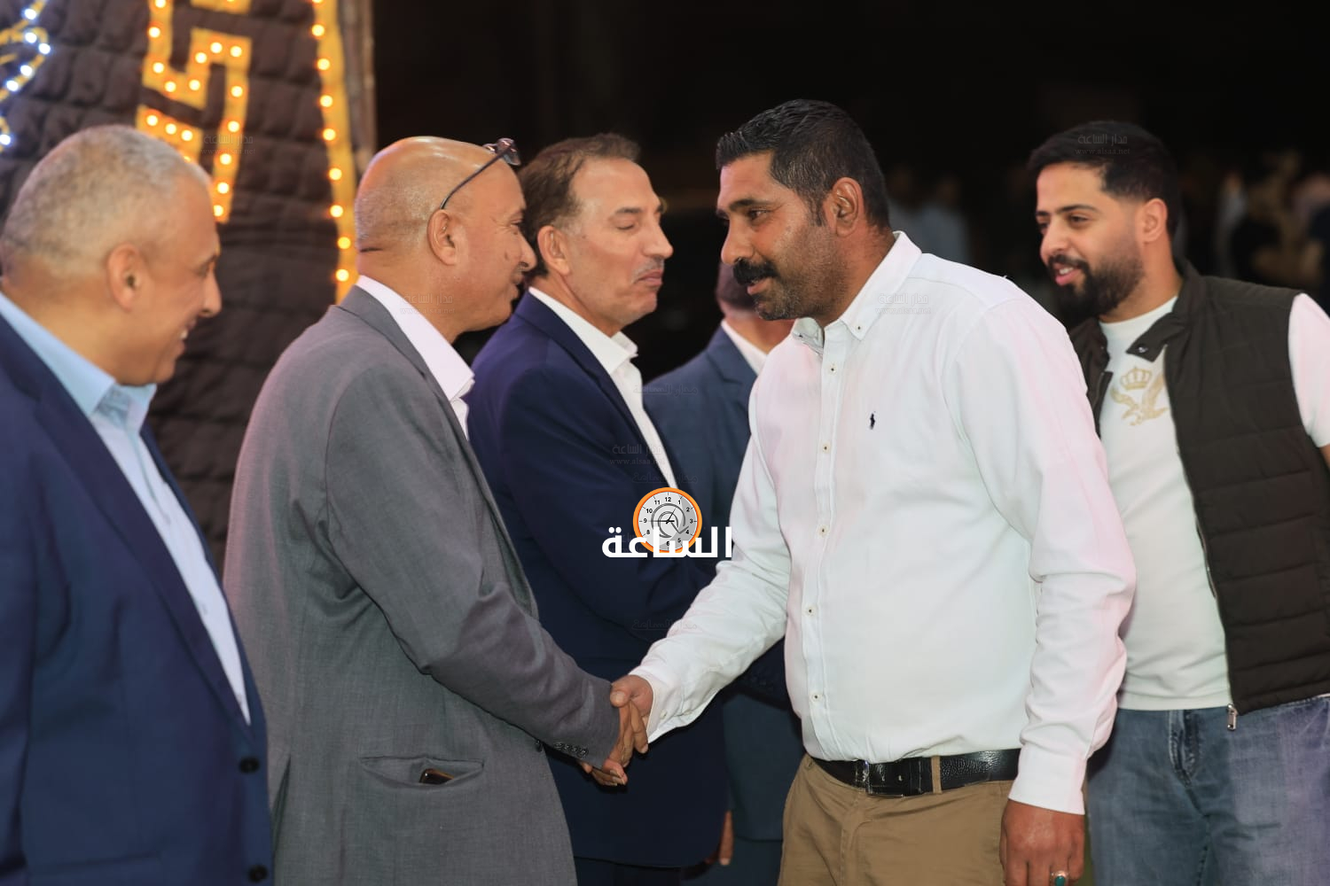 Madar Al-Saa Images 0.054242369903578225